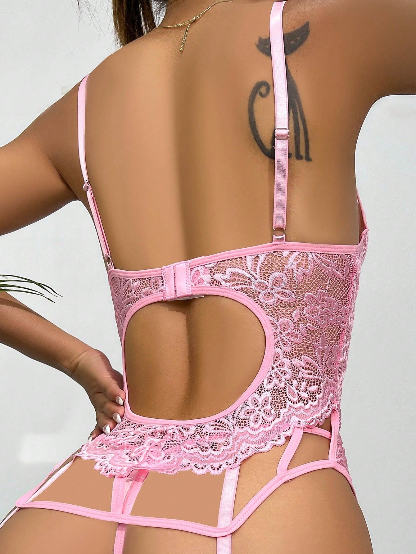 Floral lace underwire garter corset lingerie set with adjustable spaghetti straps, backless bra, V-string panty, and one pair of leg rings.