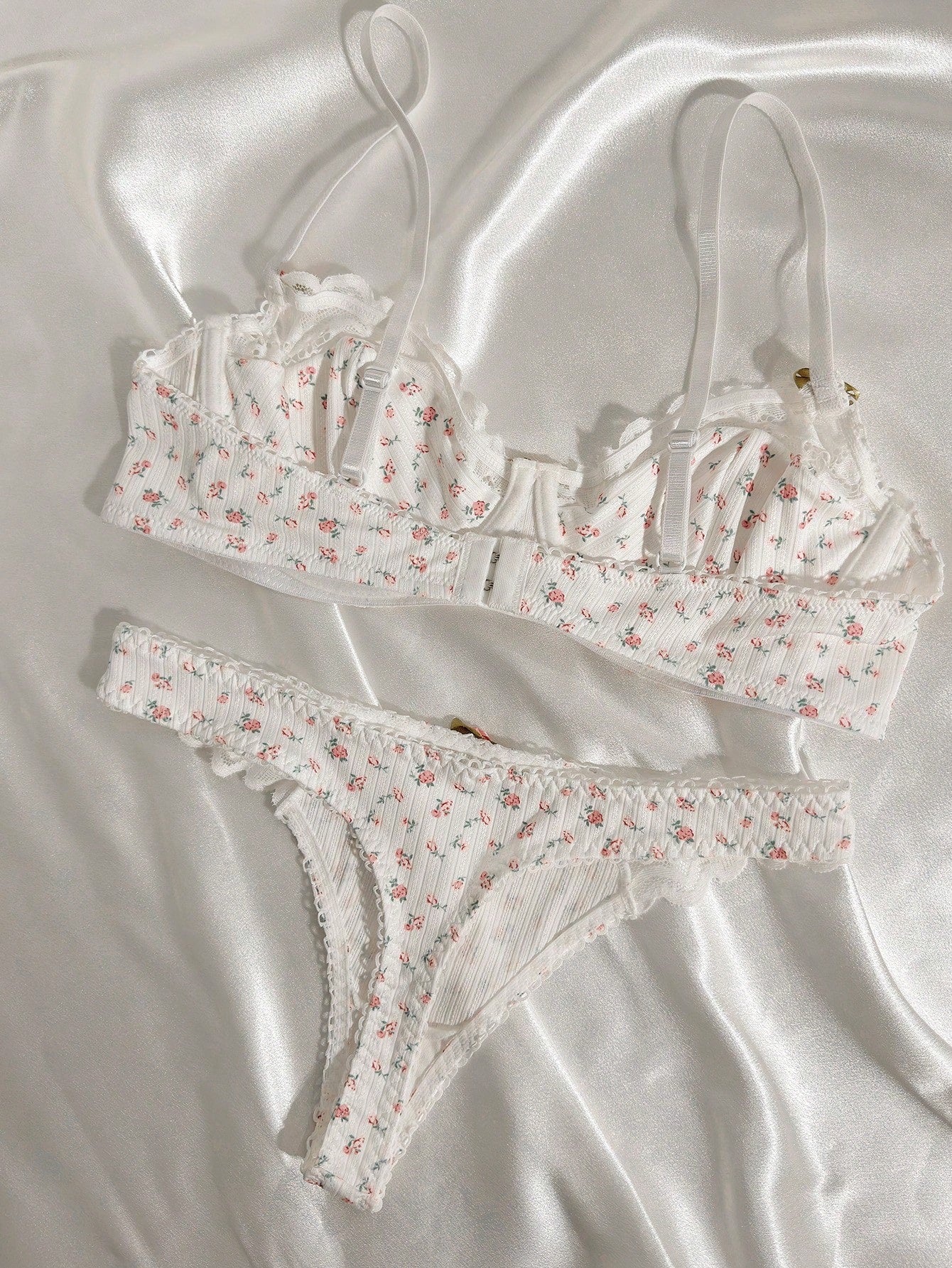 Ditsy Floral Print Contrast Lace Underwire Bra & Panty Lingerie Set Bountiful Floral Splendor