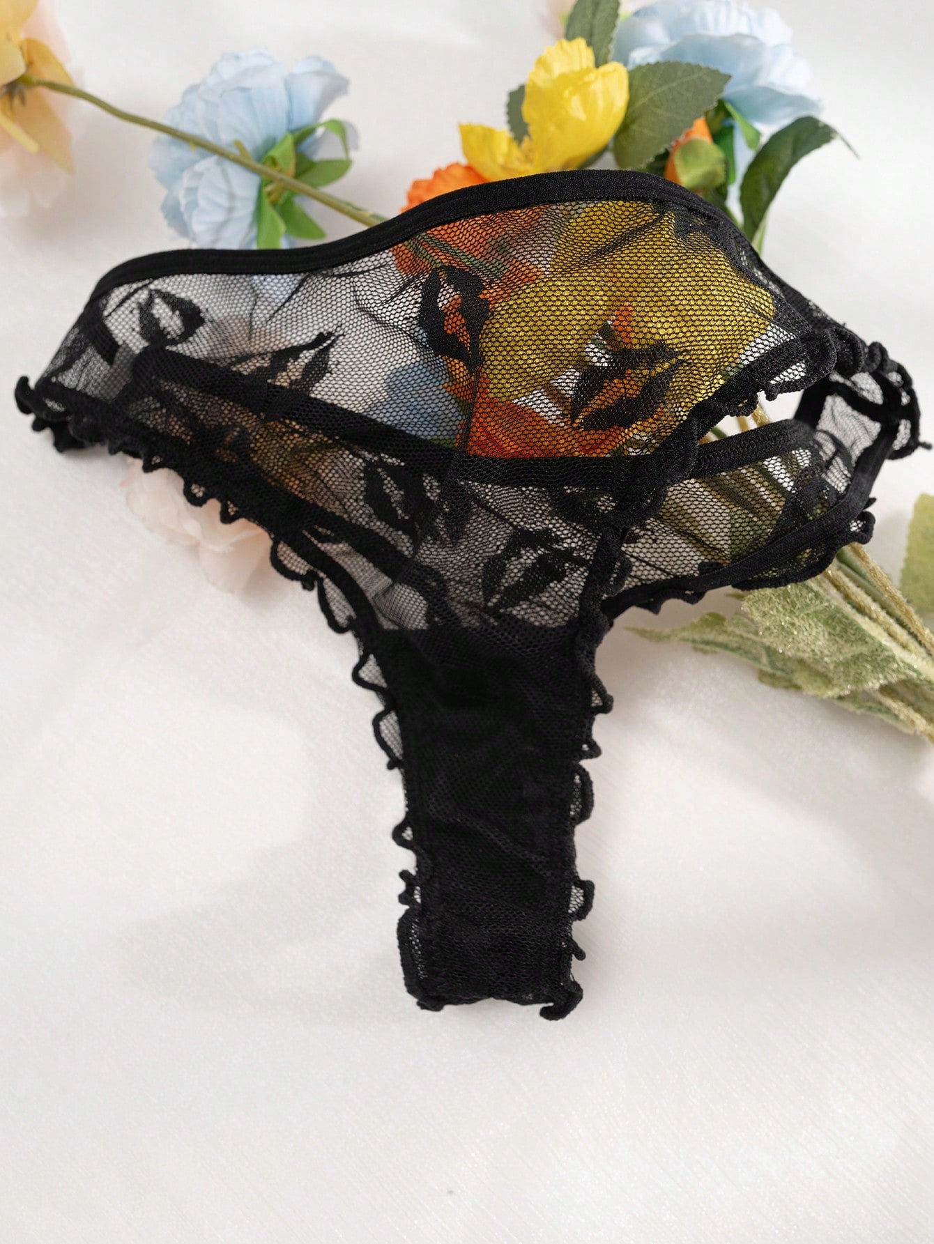 Breathable Lip Pattern Mesh Triangle Cup Bra And Thong Set Wireless Lingerie