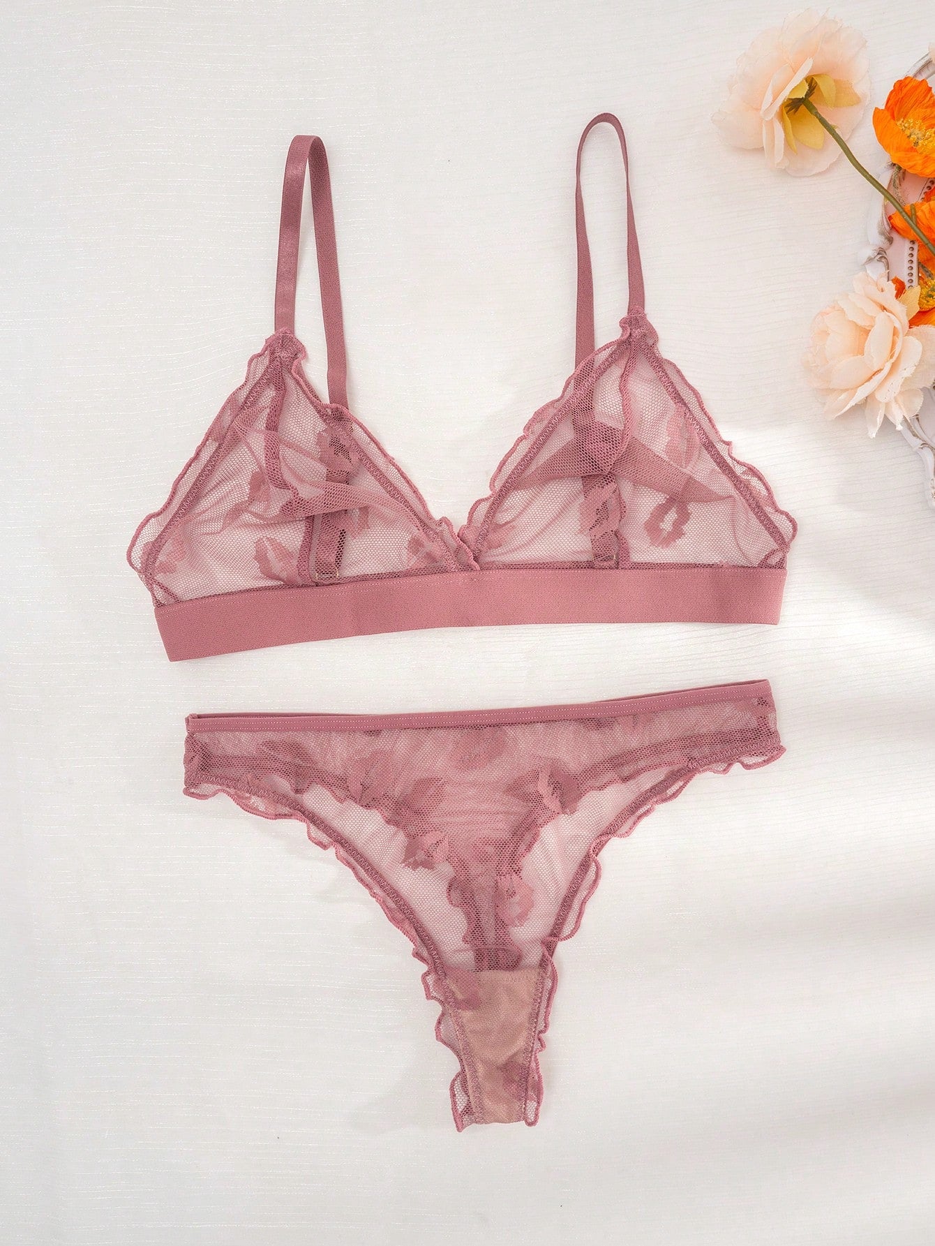Breathable Lip Pattern Mesh Triangle Cup Bra And Thong Set Wireless Lingerie