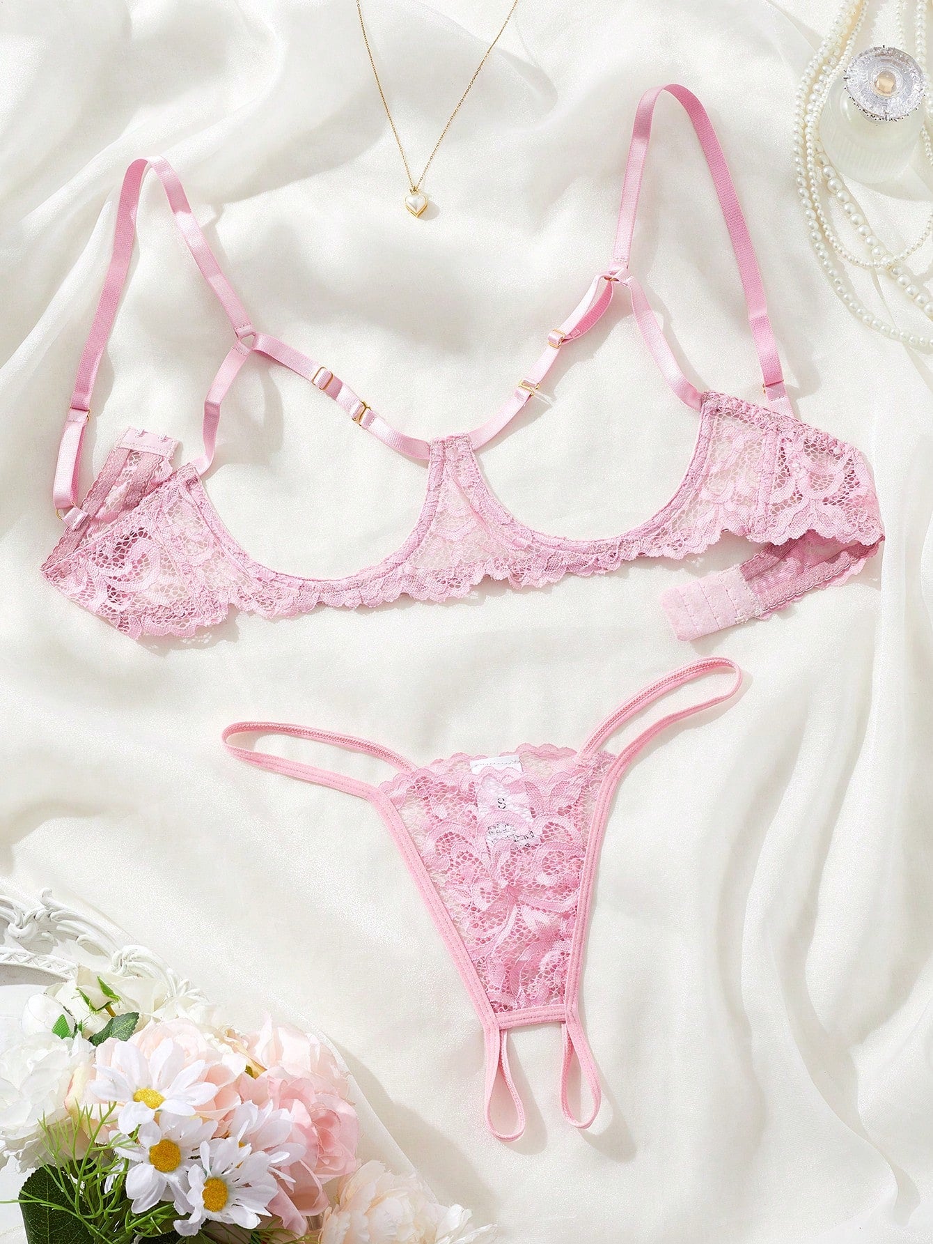 Kawaii Romantic Hollow Out Sexy Lingerie Set For Women, Includes Lacy Bra And Panties, Suitable For Intimate Dates