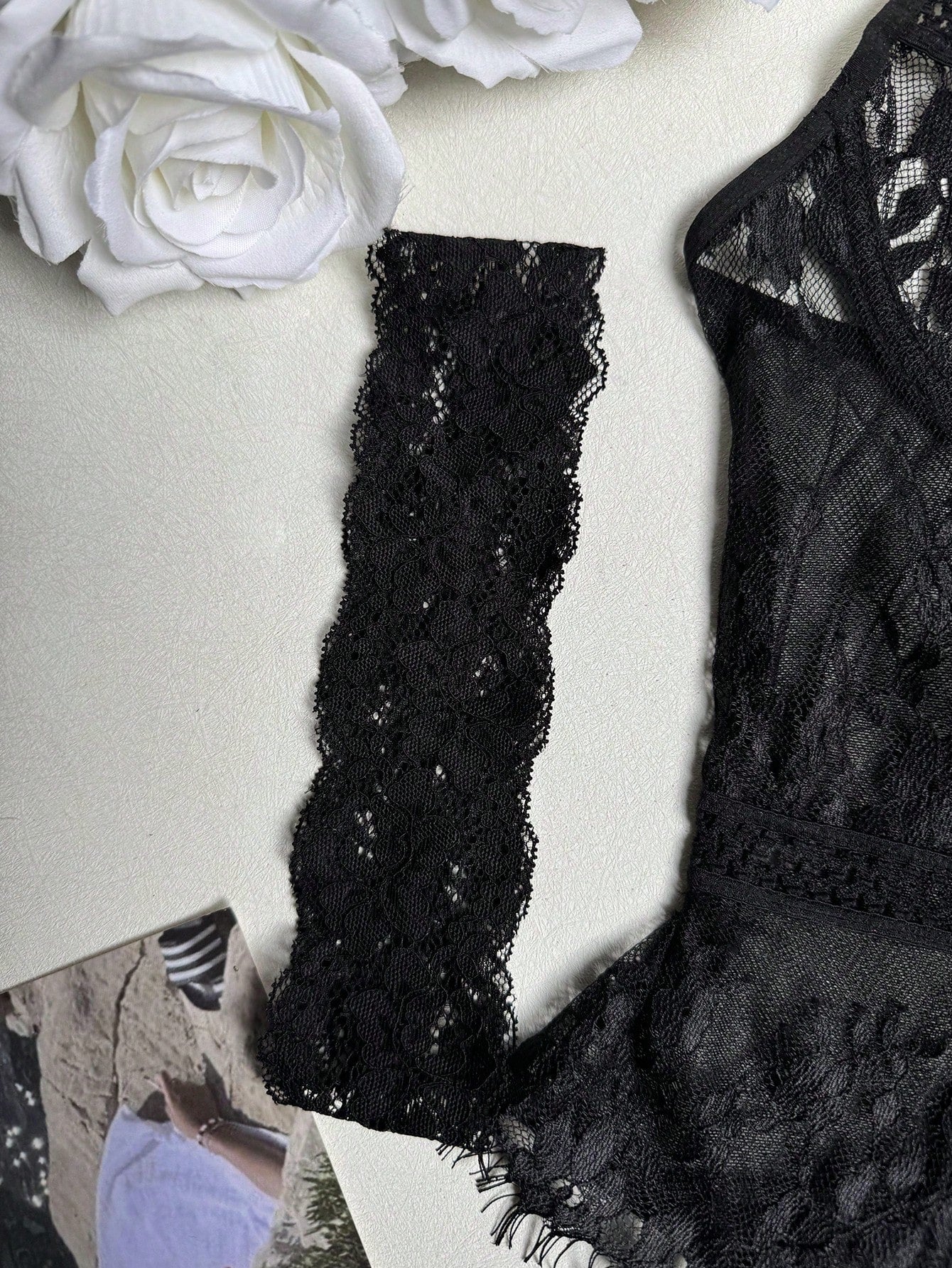 Women’s 3-piece sexy lingerie set featuring a lace longline underwire bustier with adjustable spaghetti straps, matching thong panty, and garter belt with contrast mesh and plant pattern details.
