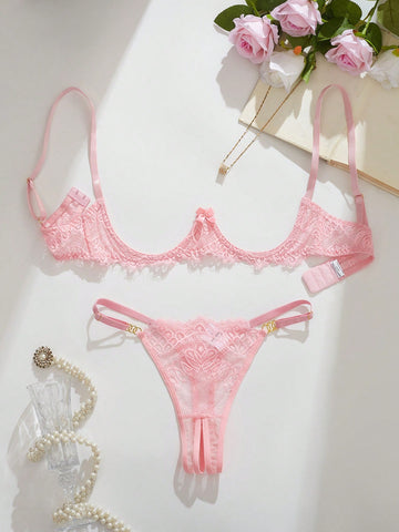 Women’s sexy floral lace lingerie set featuring a bra and thong panty in a 2-piece matching set.