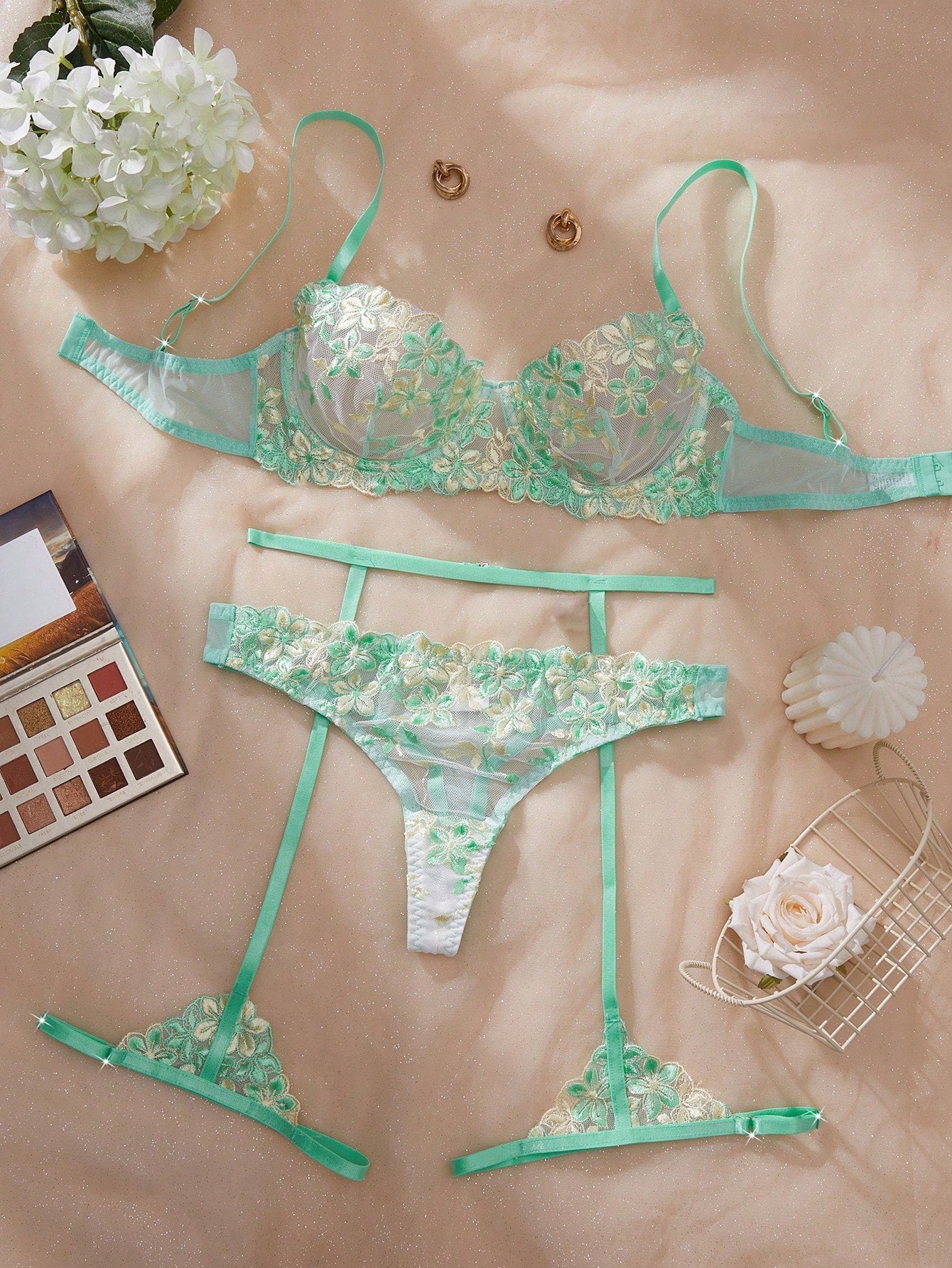 3-Piece Women's Sexy Light Purple Lingerie Set For Going Out