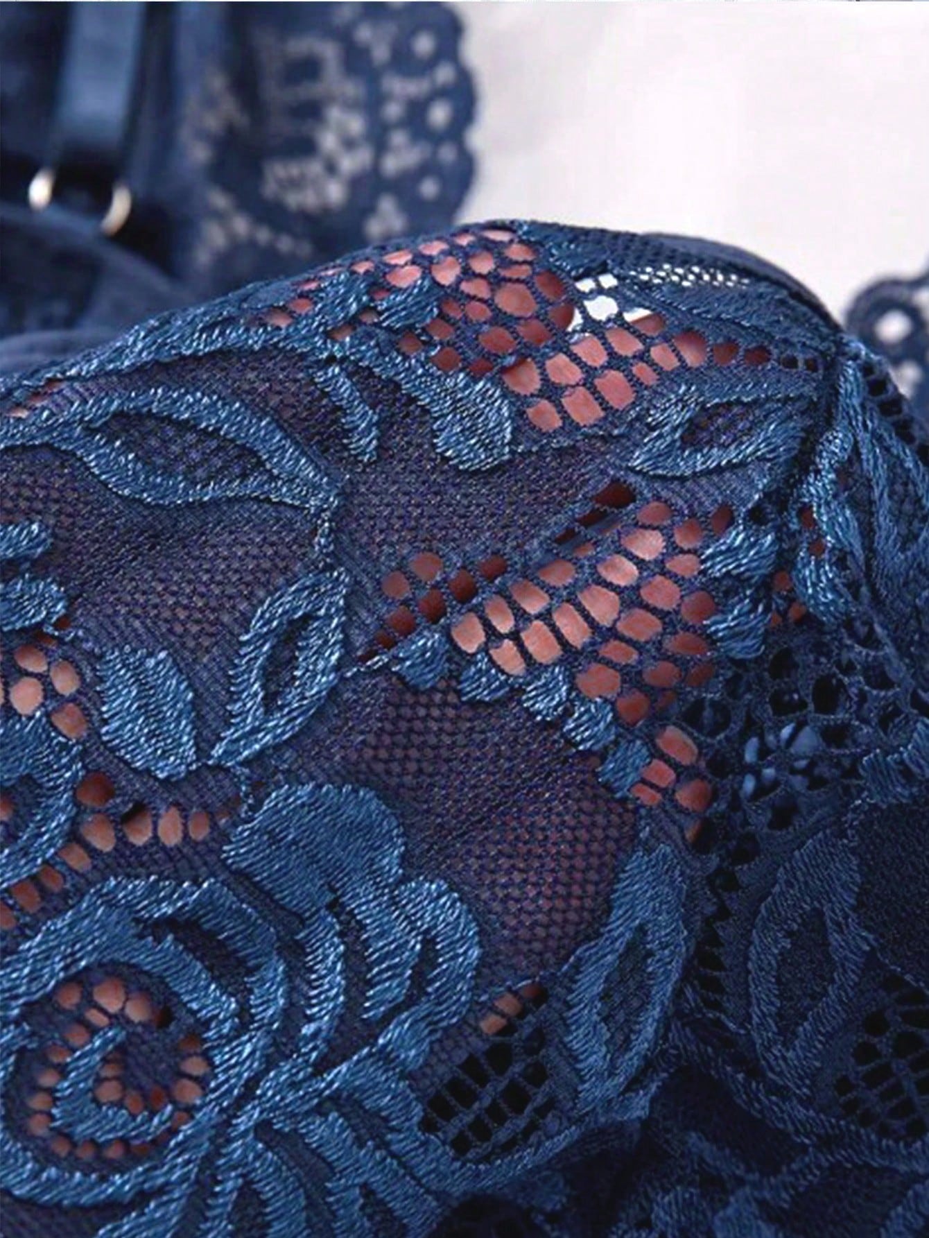 3pcs/Set Women Sexy Deep V Lace Lotus Lingerie Set, Versatile Sexy Sleepwear For Bedroom, Bathroom, Party