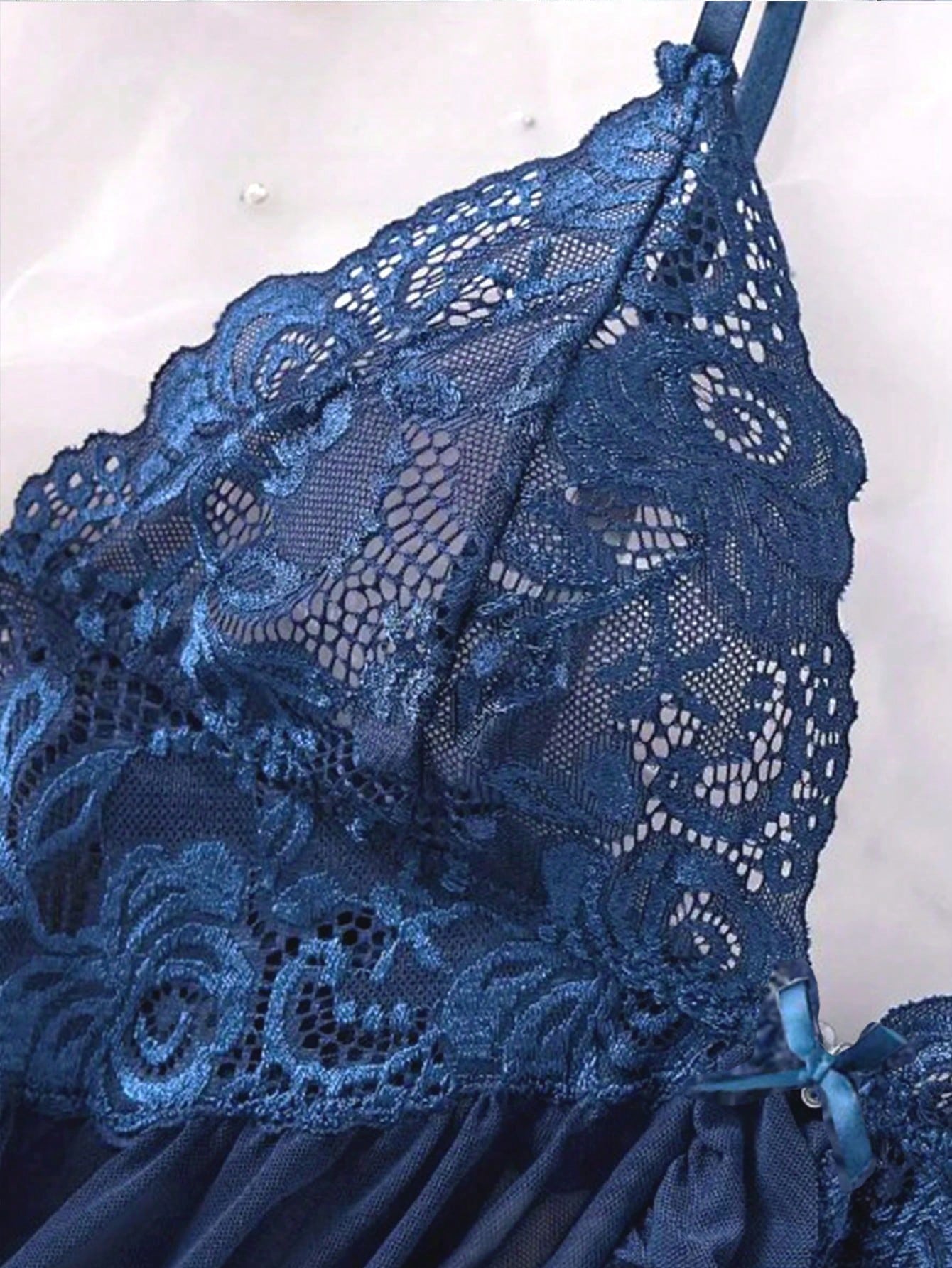 3pcs/Set Women Sexy Deep V Lace Lotus Lingerie Set, Versatile Sexy Sleepwear For Bedroom, Bathroom, Party