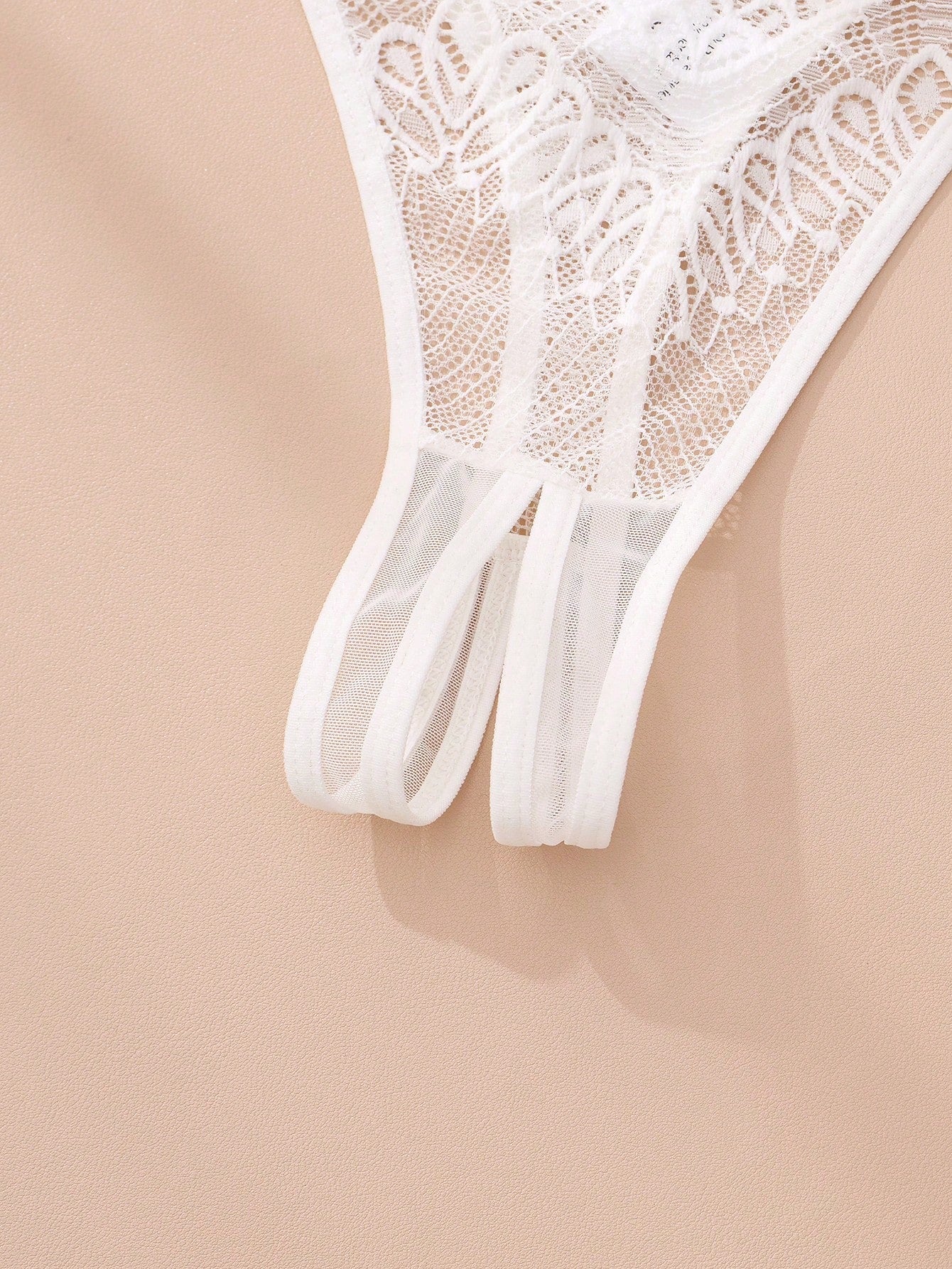 Women’s sexy floral lace lingerie set featuring a bra and thong panty in a 2-piece matching set.