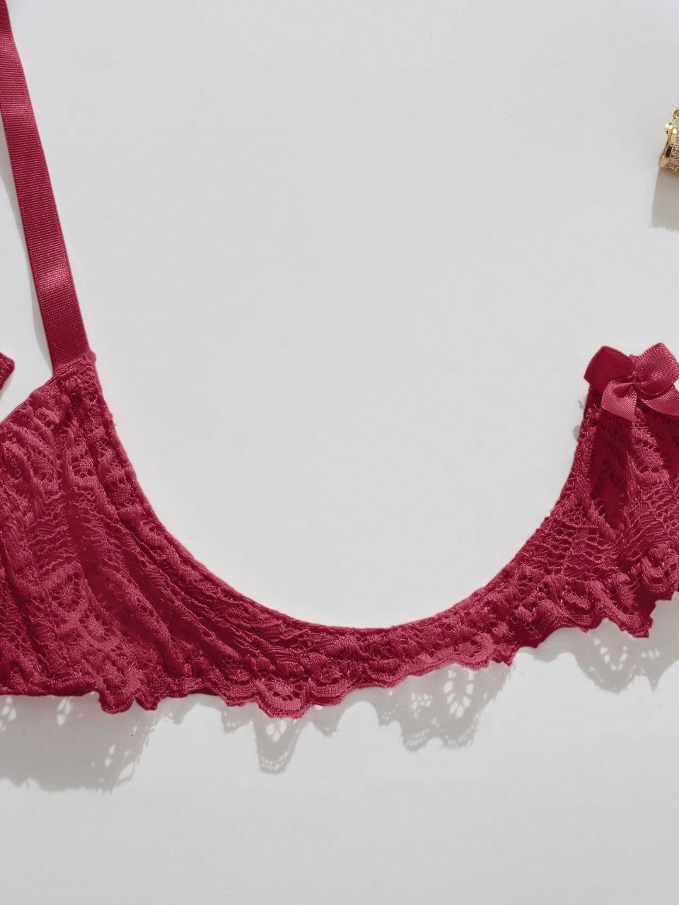 Women’s sexy floral lace lingerie set featuring a bra and thong panty in a 2-piece matching set.