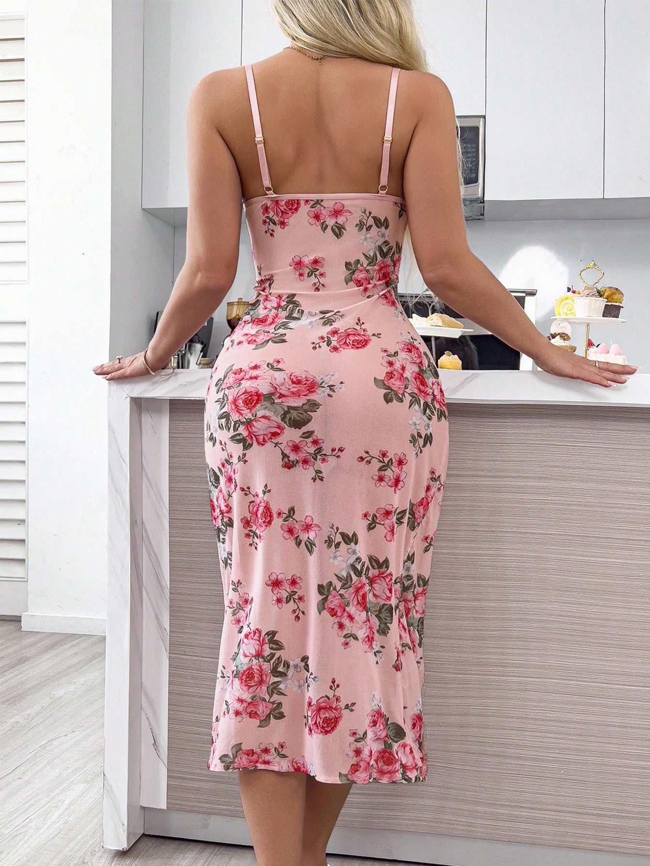 1pc Romantic-Vintage Lace & Mesh Patchwork Sexy Nightgown For Women