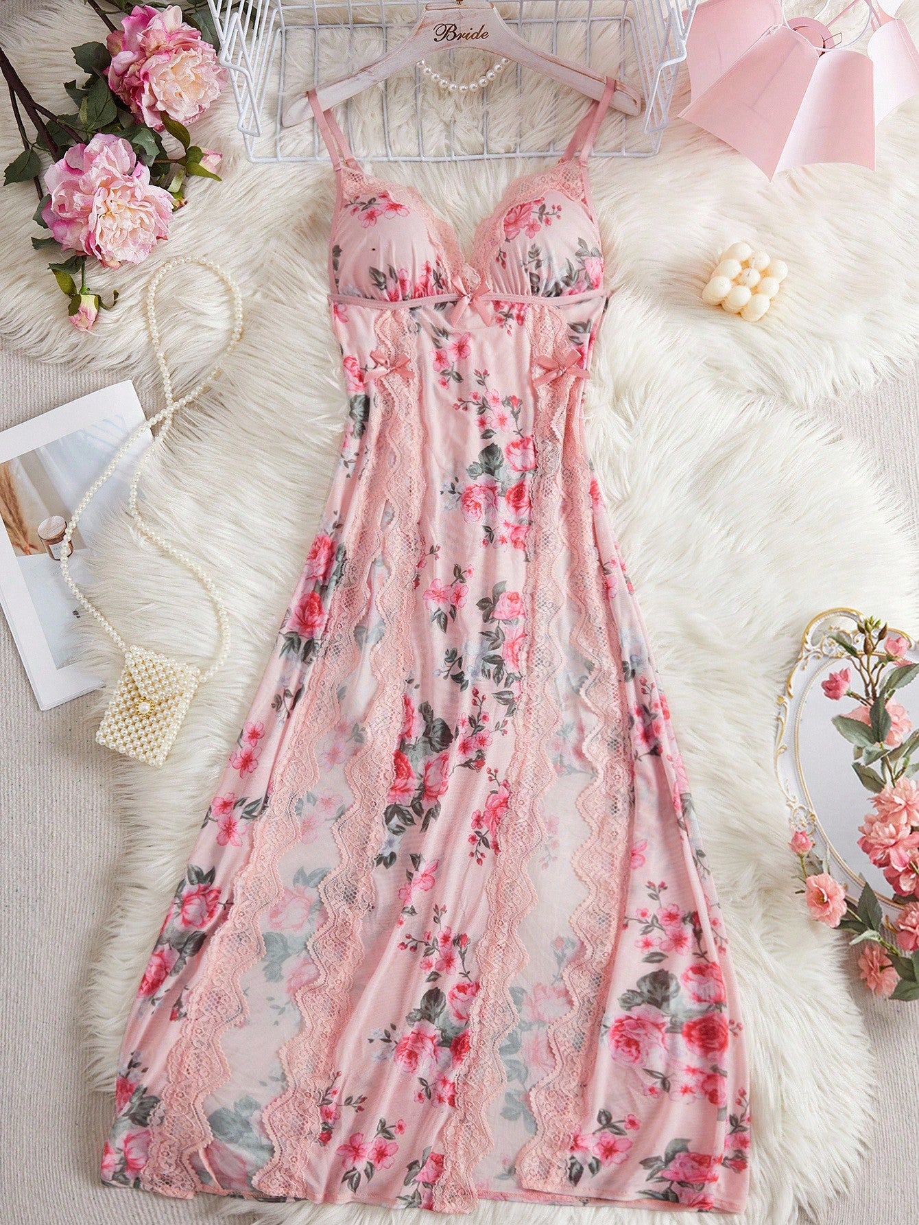 1pc Romantic-Vintage Lace & Mesh Patchwork Sexy Nightgown For Women