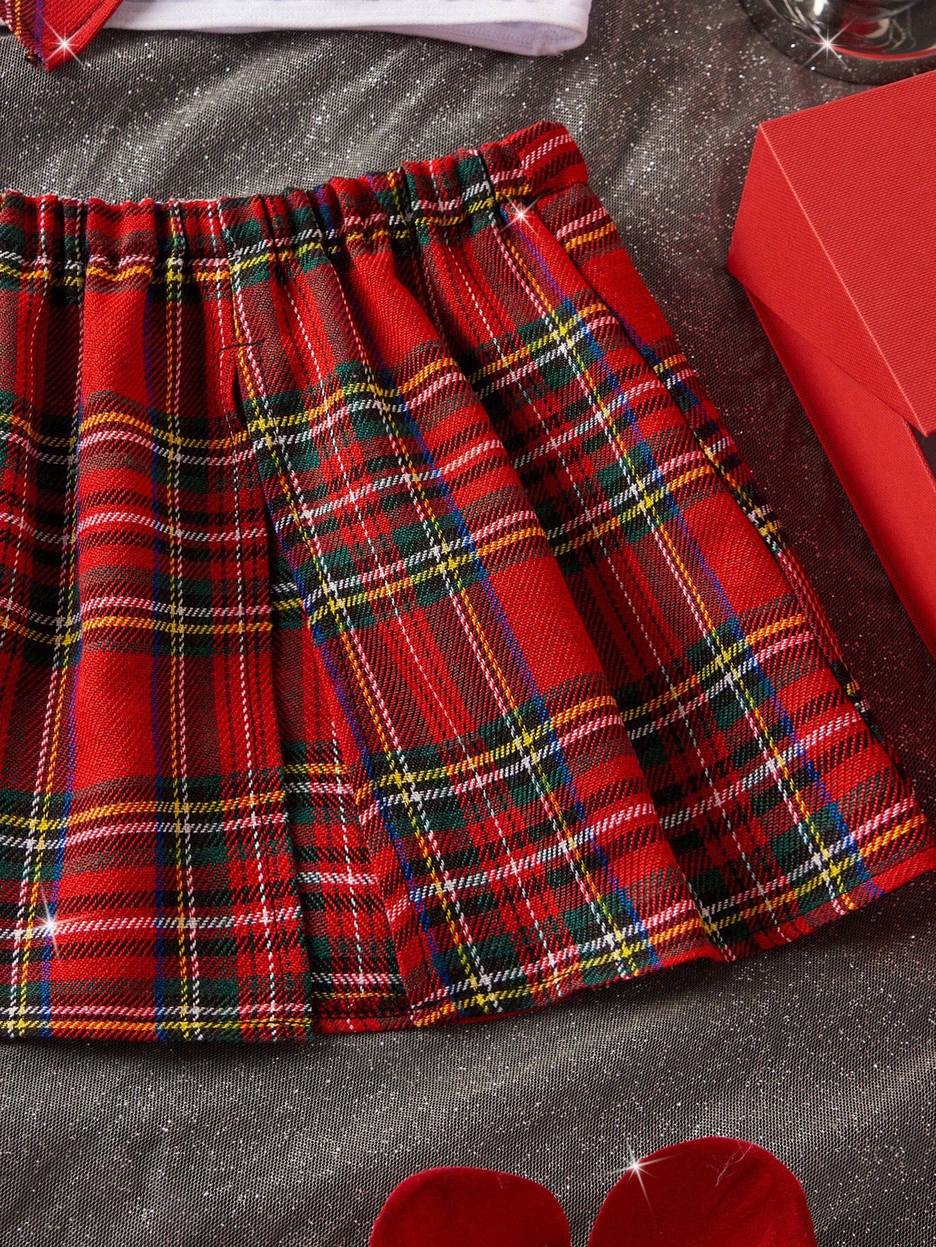 Kawaii 4pcs Plaid School Girl Role Play Halloween Costume Set, Solid Color Backless Crop Top, Slit Elastic Waist Plaid Skirt, Lace-Up G-String, Women's Sexy Lingerie Roleplay Uniform, Valentine's Day Gift