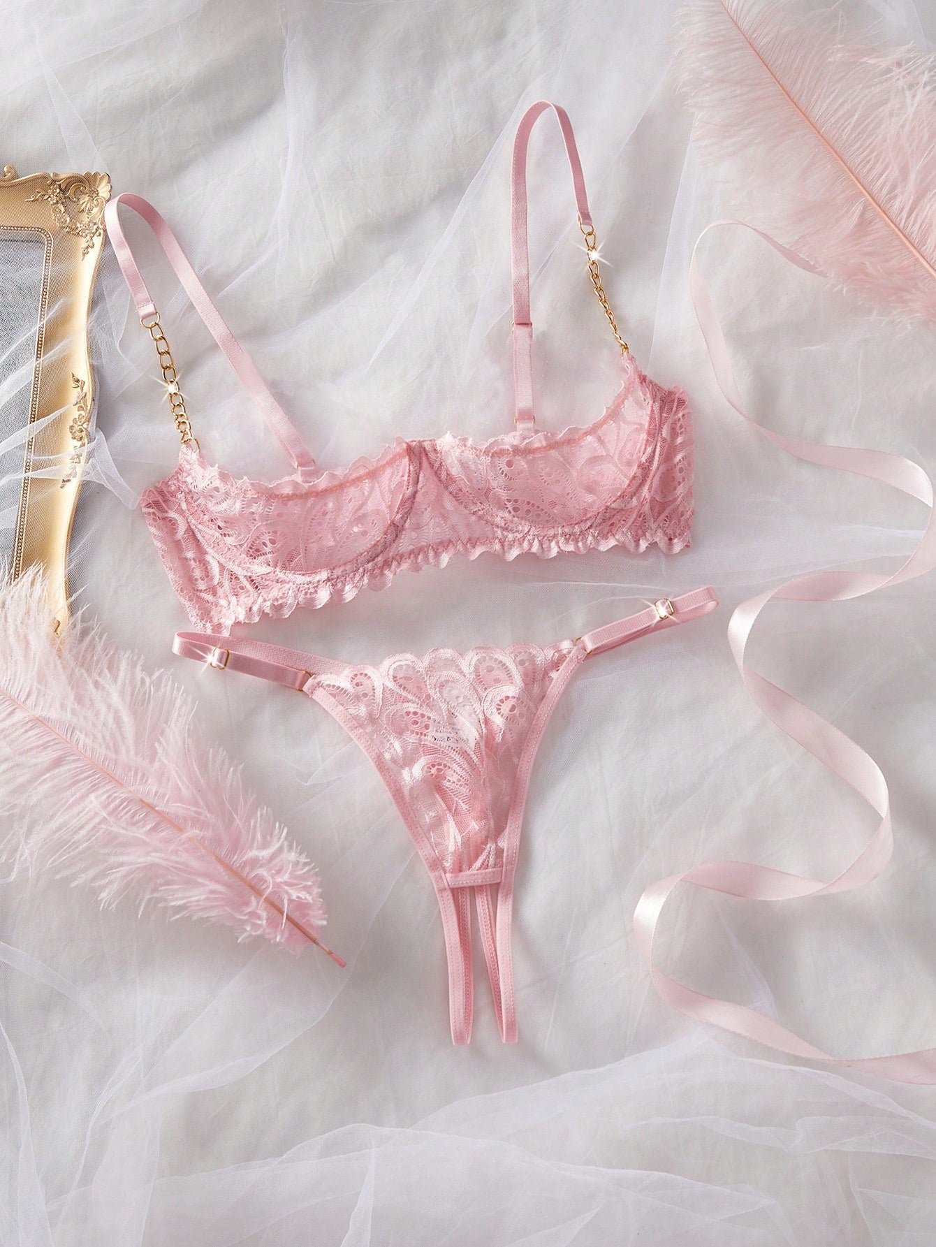 Sexy Women's Lace Underwire Bra With Decor Lingerie Set