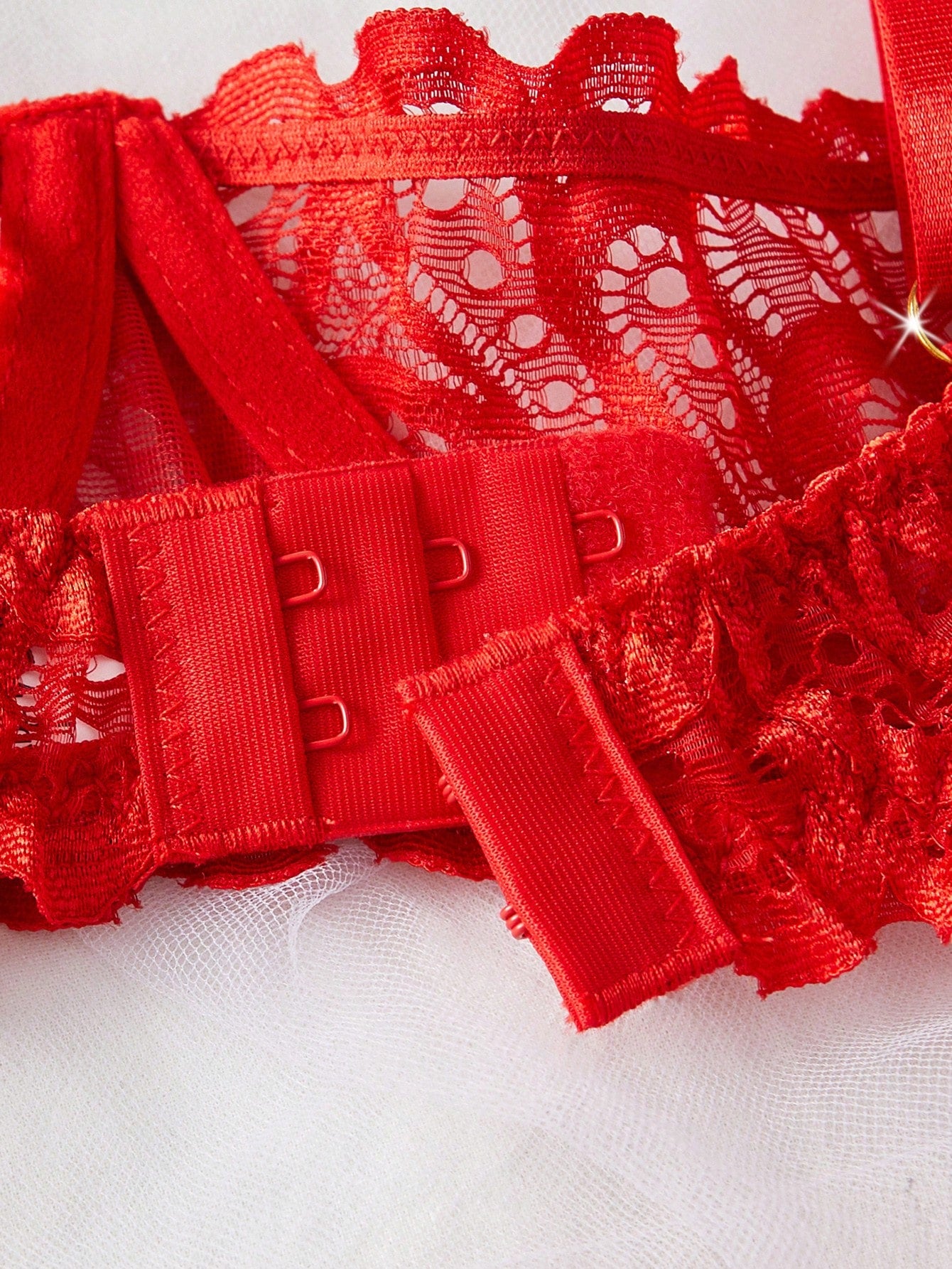 Sexy Women's Lace Underwire Bra With Decor Lingerie Set