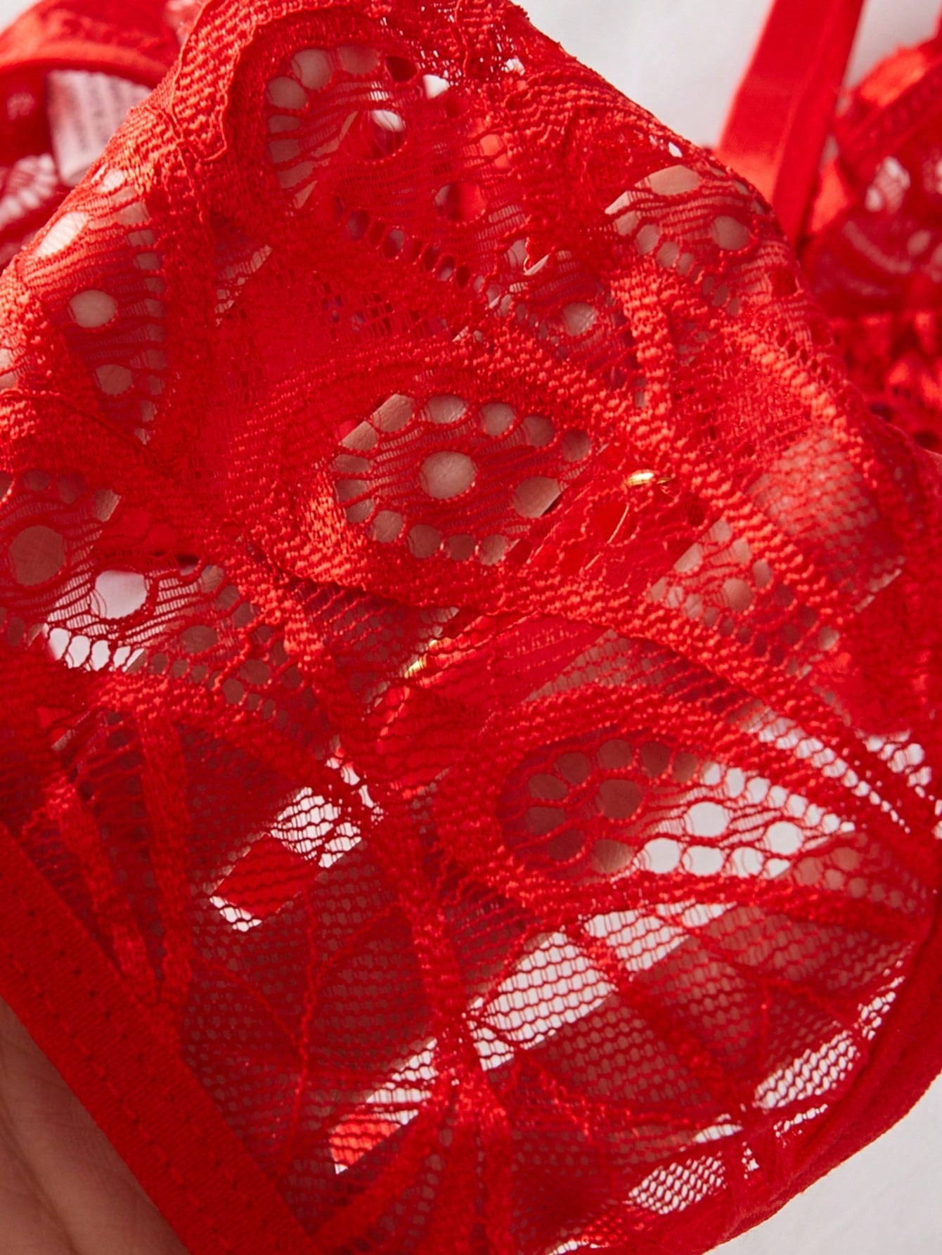Sexy Women's Lace Underwire Bra With Decor Lingerie Set