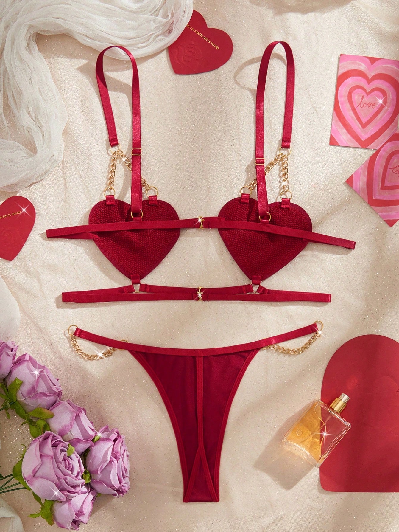 Kawaii 2pcs Valentine's Day Gift Set Women's Sexy Lingerie Set, Adjustable Straps, Double Hook Closure, Connection, Velvet Heart-Shaped Bra And Belt, Connection Thong, Solid Color Comfortable Sexy Intimate Apparel Set, 3pcs Bikini Set