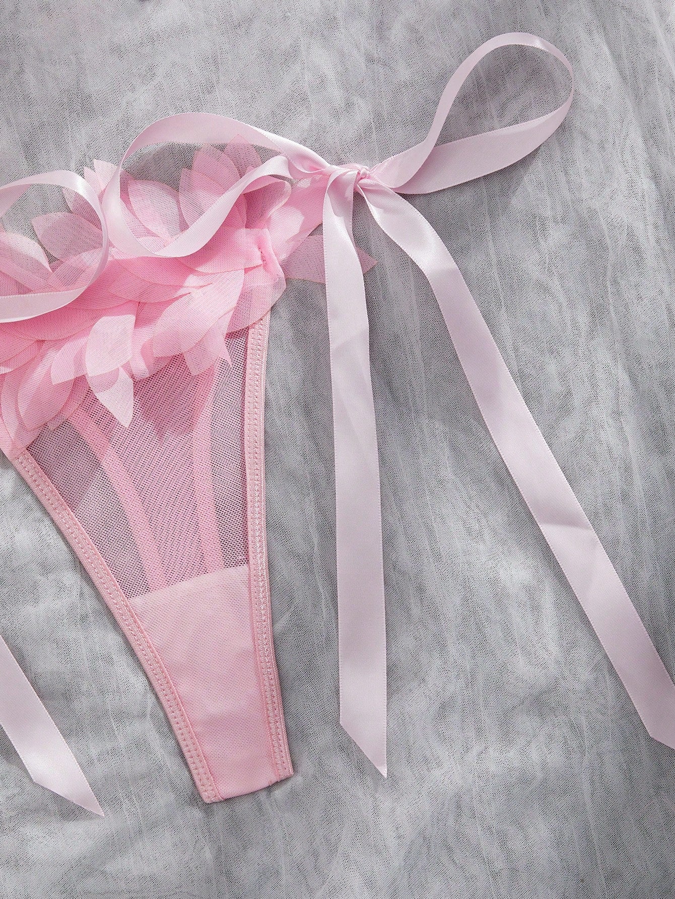 Kawaii 2pcs Women's Sexy Lingerie Set, Pink Mesh Bra With Exaggerated 3D Floral Lace, Tie-Up Design, Suitable For Valentine's Day