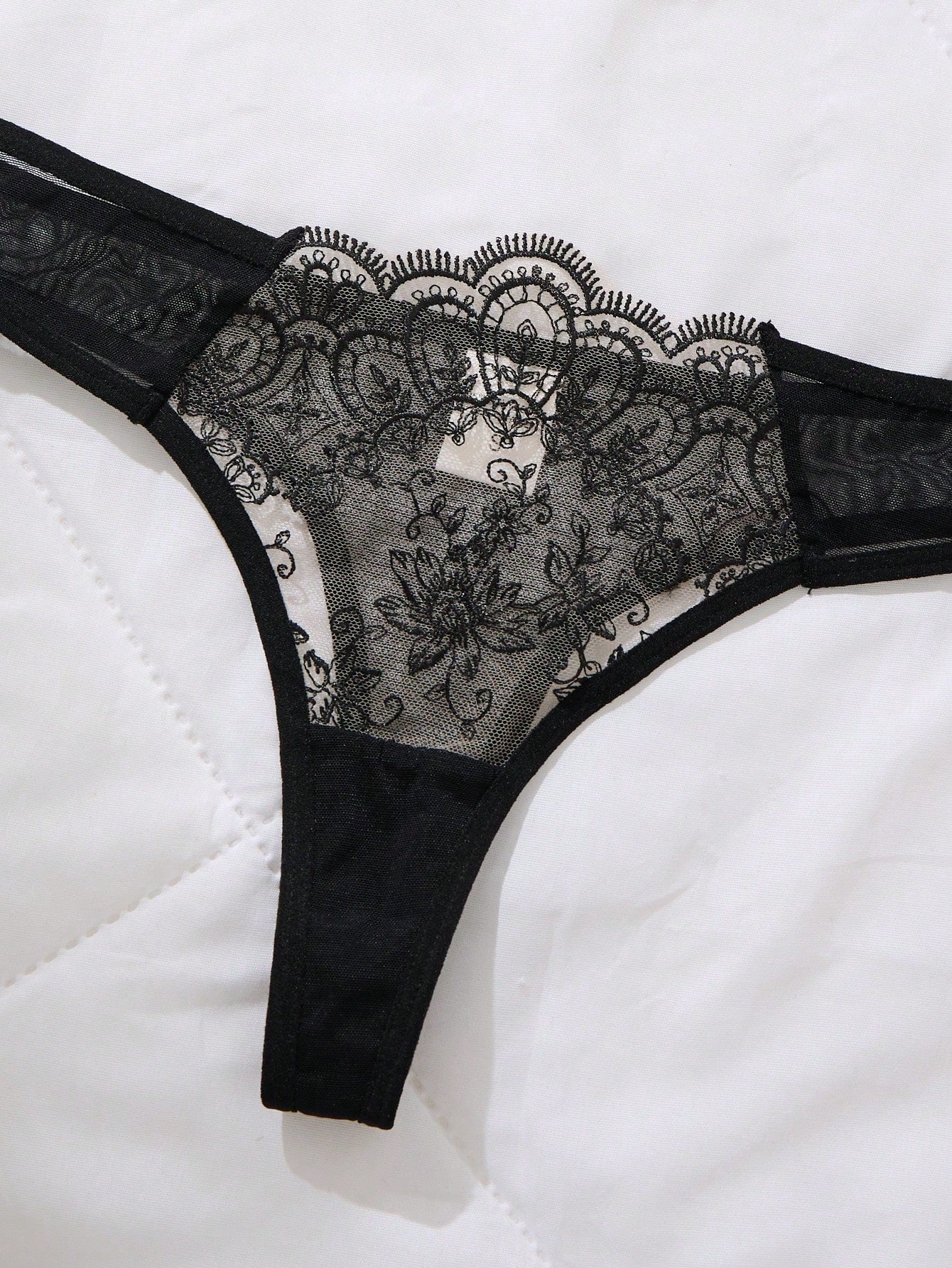 Goth 1 Sets Of 3 Pieces Women's Embroidered Floral Bow Bra Set, Sexy And Playful Lingerie And Underwear Two Pieces Set