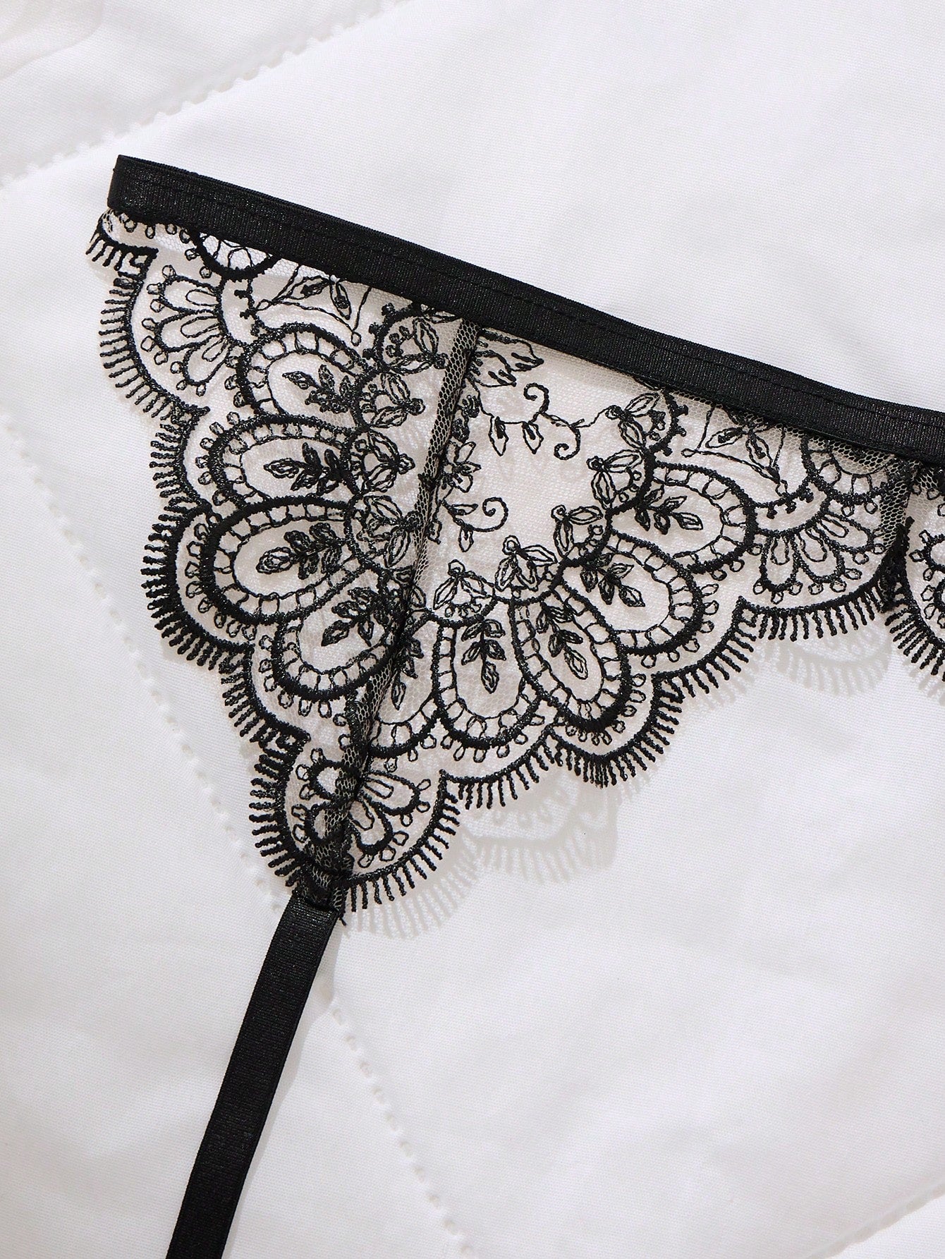 Goth 1 Sets Of 3 Pieces Women's Embroidered Floral Bow Bra Set, Sexy And Playful Lingerie And Underwear Two Pieces Set