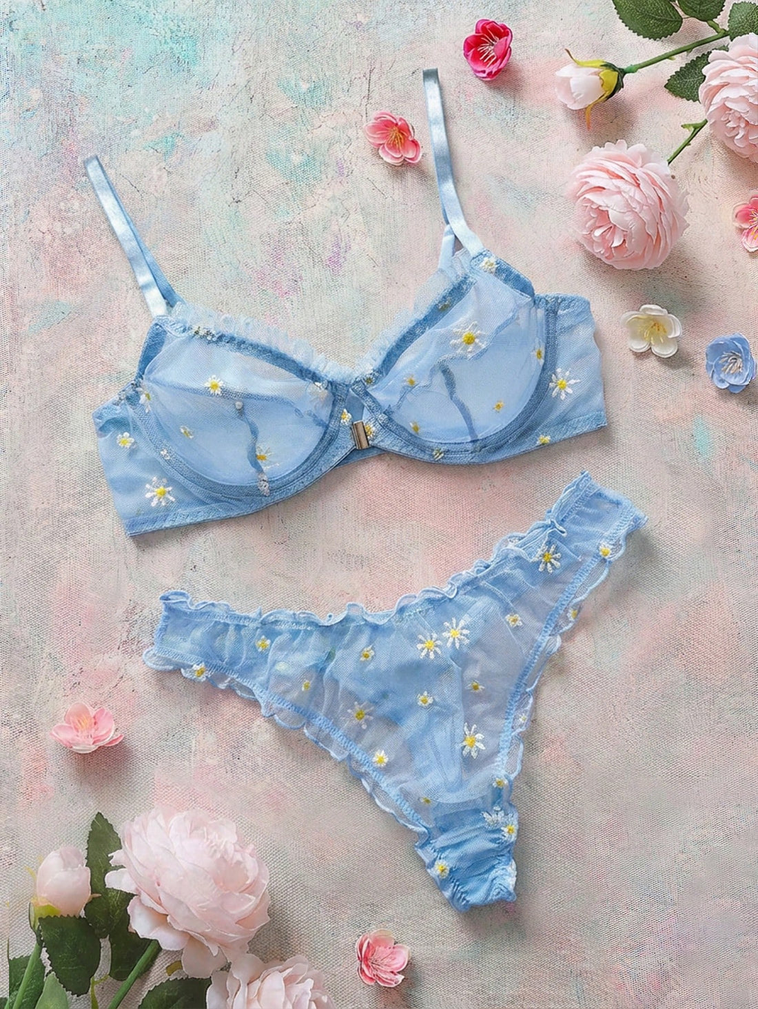 2pcs Plus Size Romantic Embroidery Wire Bra Lingerie Set, Lift