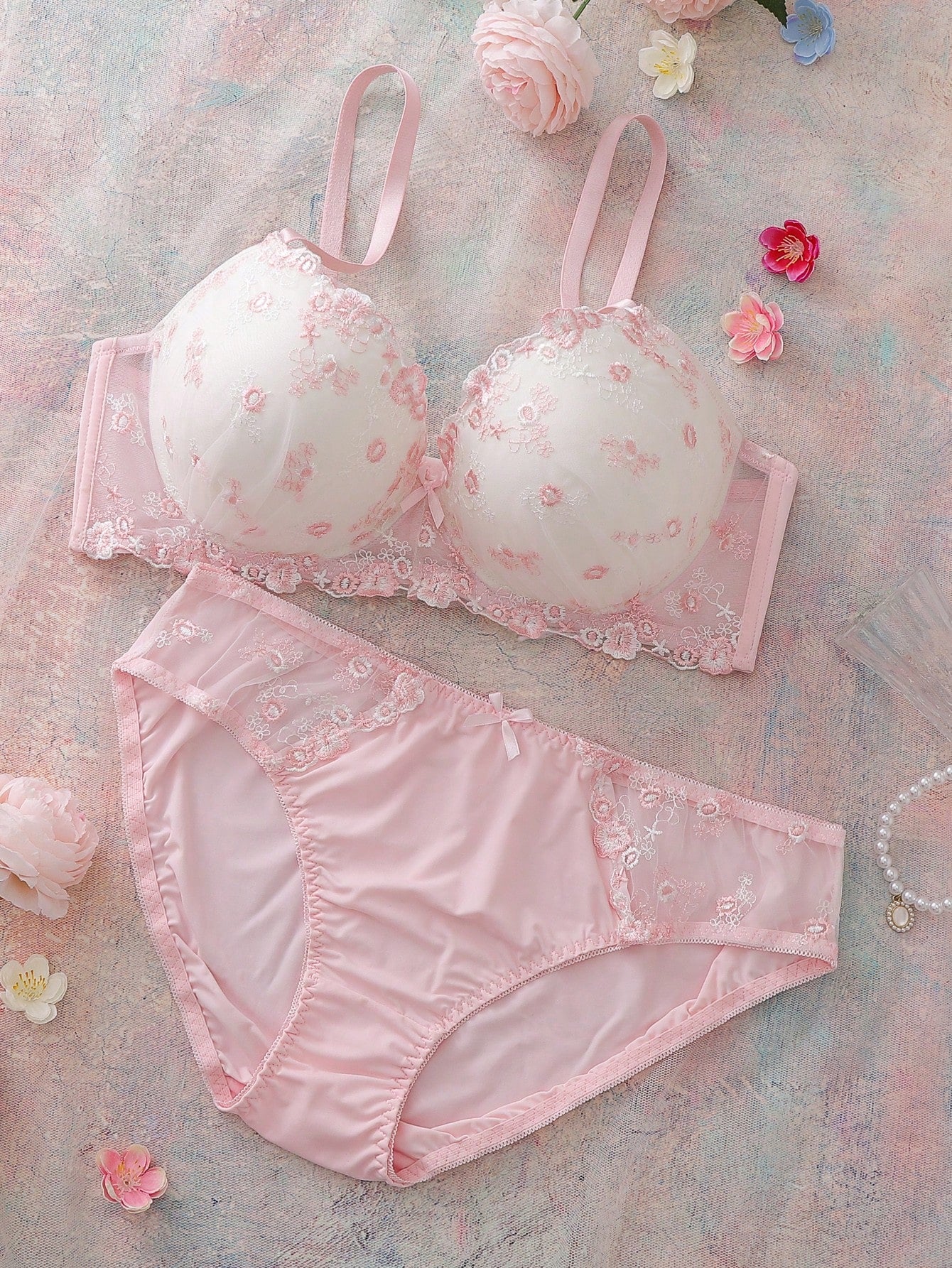 2pcs Embroidered Floral 3/4 Cup Underwire Padded Push-Up Comfy Balconette Bra Set, Cute, Fresh, Romantic, Open Back, Bow Decor, Plus Size Lingerie Set