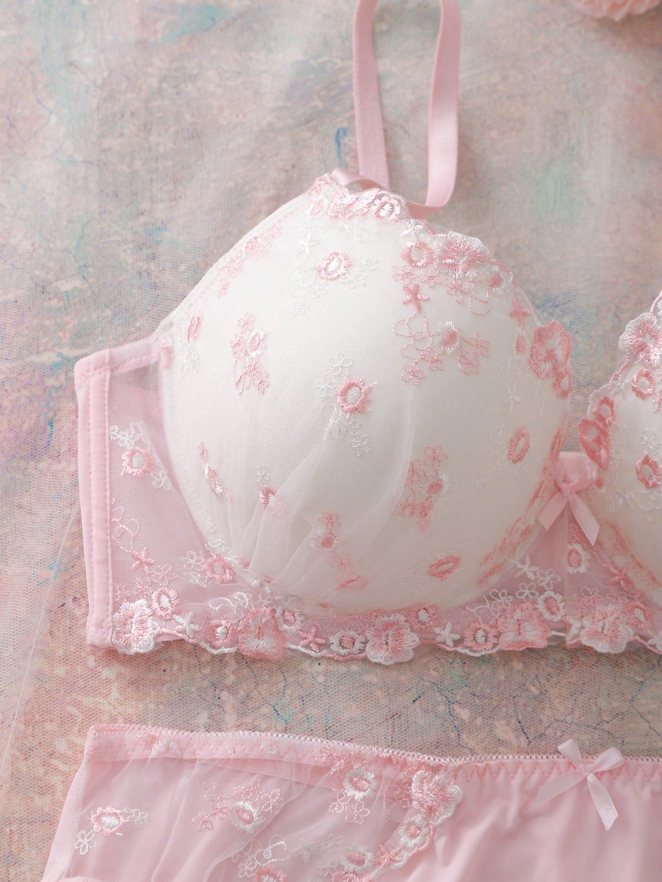 2pcs Embroidered Floral 3/4 Cup Underwire Padded Push-Up Comfy Balconette Bra Set, Cute, Fresh, Romantic, Open Back, Bow Decor, Plus Size Lingerie Set