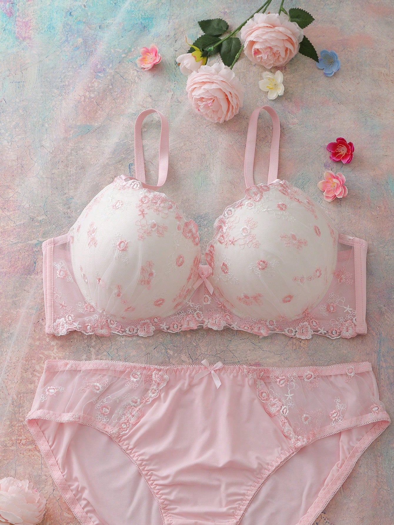 2pcs Embroidered Floral 3/4 Cup Underwire Padded Push-Up Comfy Balconette Bra Set, Cute, Fresh, Romantic, Open Back, Bow Decor, Plus Size Lingerie Set
