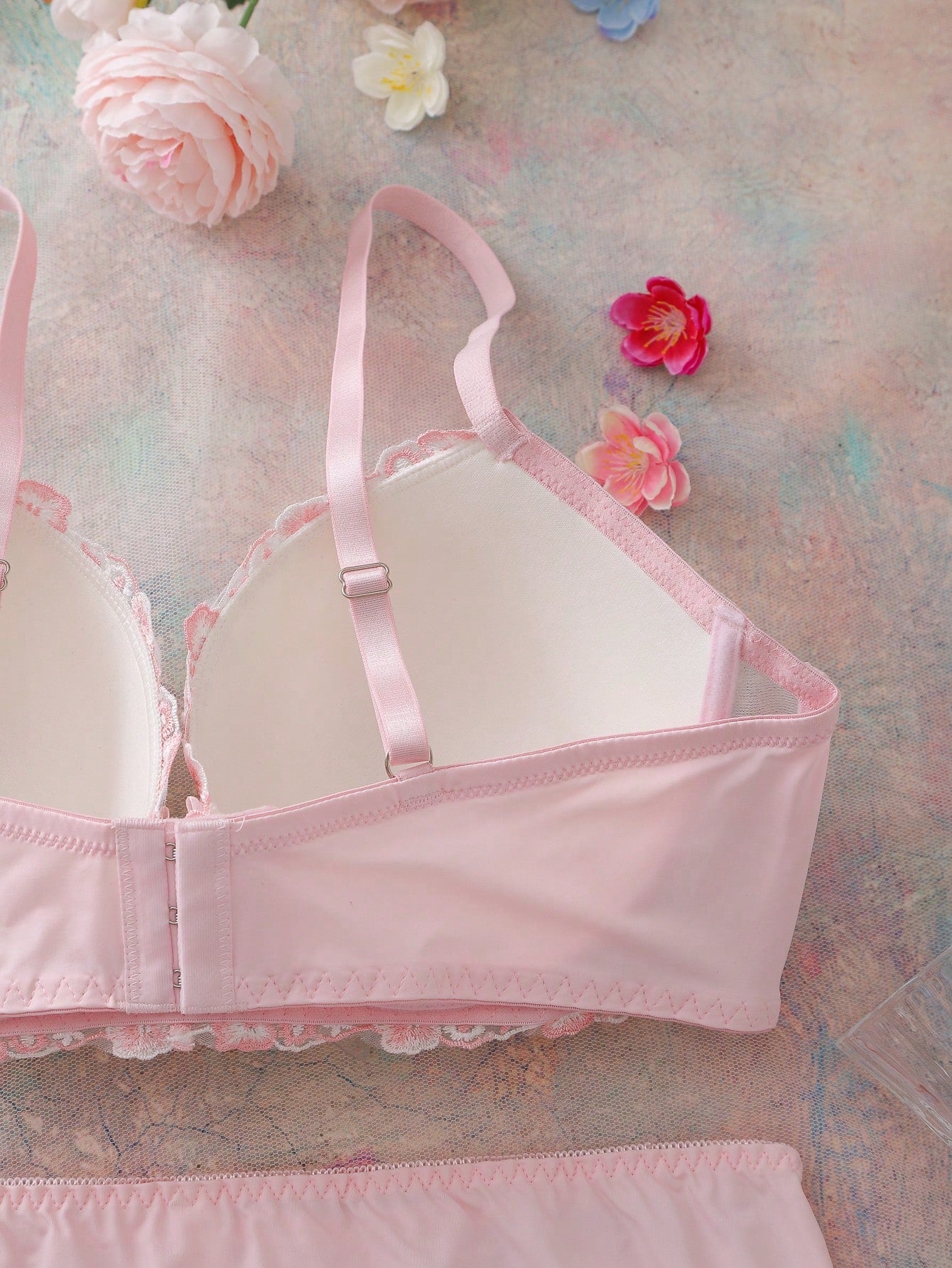 2pcs Embroidered Floral 3/4 Cup Underwire Padded Push-Up Comfy Balconette Bra Set, Cute, Fresh, Romantic, Open Back, Bow Decor, Plus Size Lingerie Set