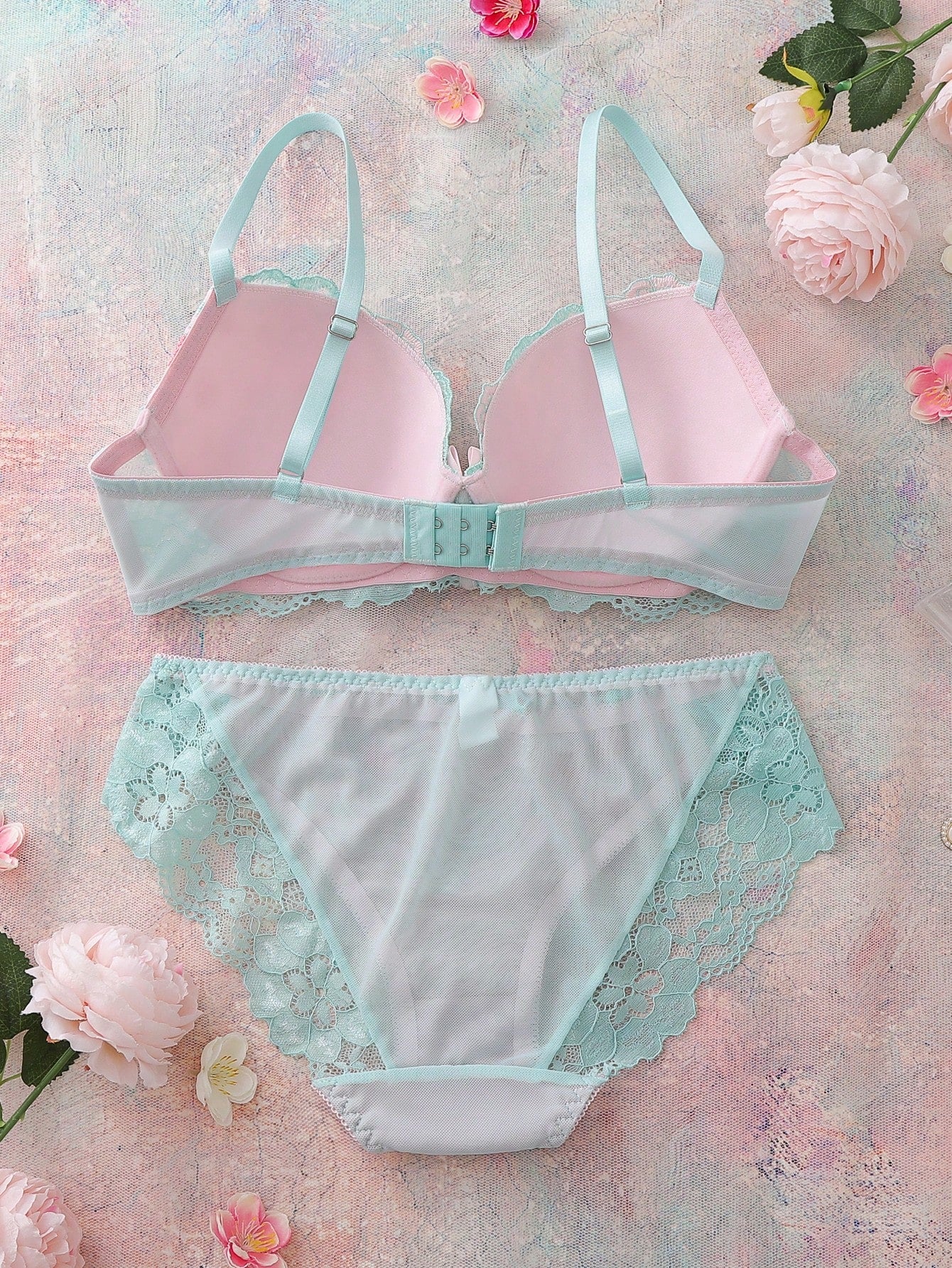 2pcs Mint Green Underwire Bra Set, High Support, Lift & Cleavage, Floral Embroidery, Push-Up Comfy Balconette Bra Lingerie Set