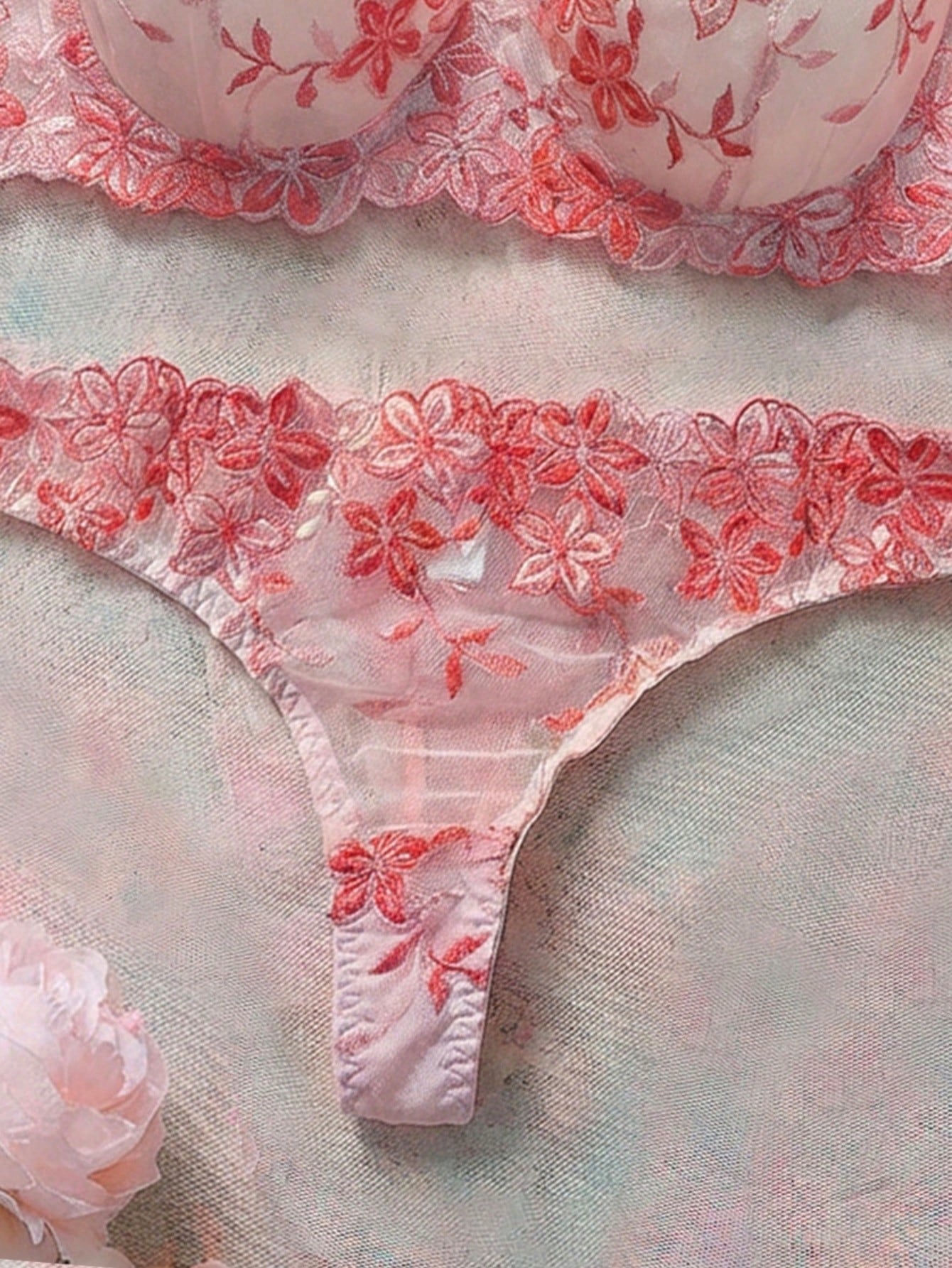 2 Pieces Set Women's Pink Romantic Underwire Bra Lingerie Set