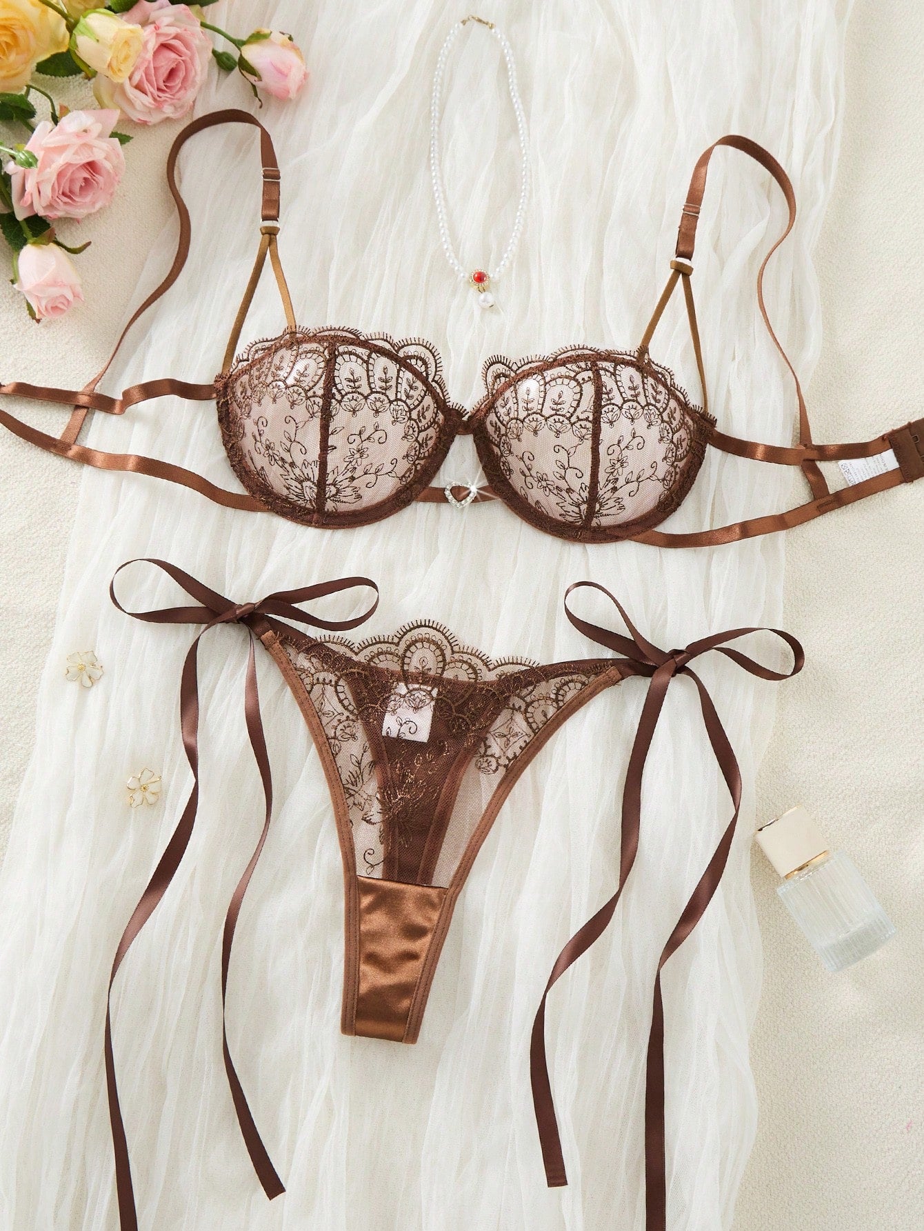 Goth EverydayBra 2pcs Women Embroidered Lace Lingerie Set, Sheer Heart-Shaped Bra And Bow Accent Panty, Comfortable Homewear Set