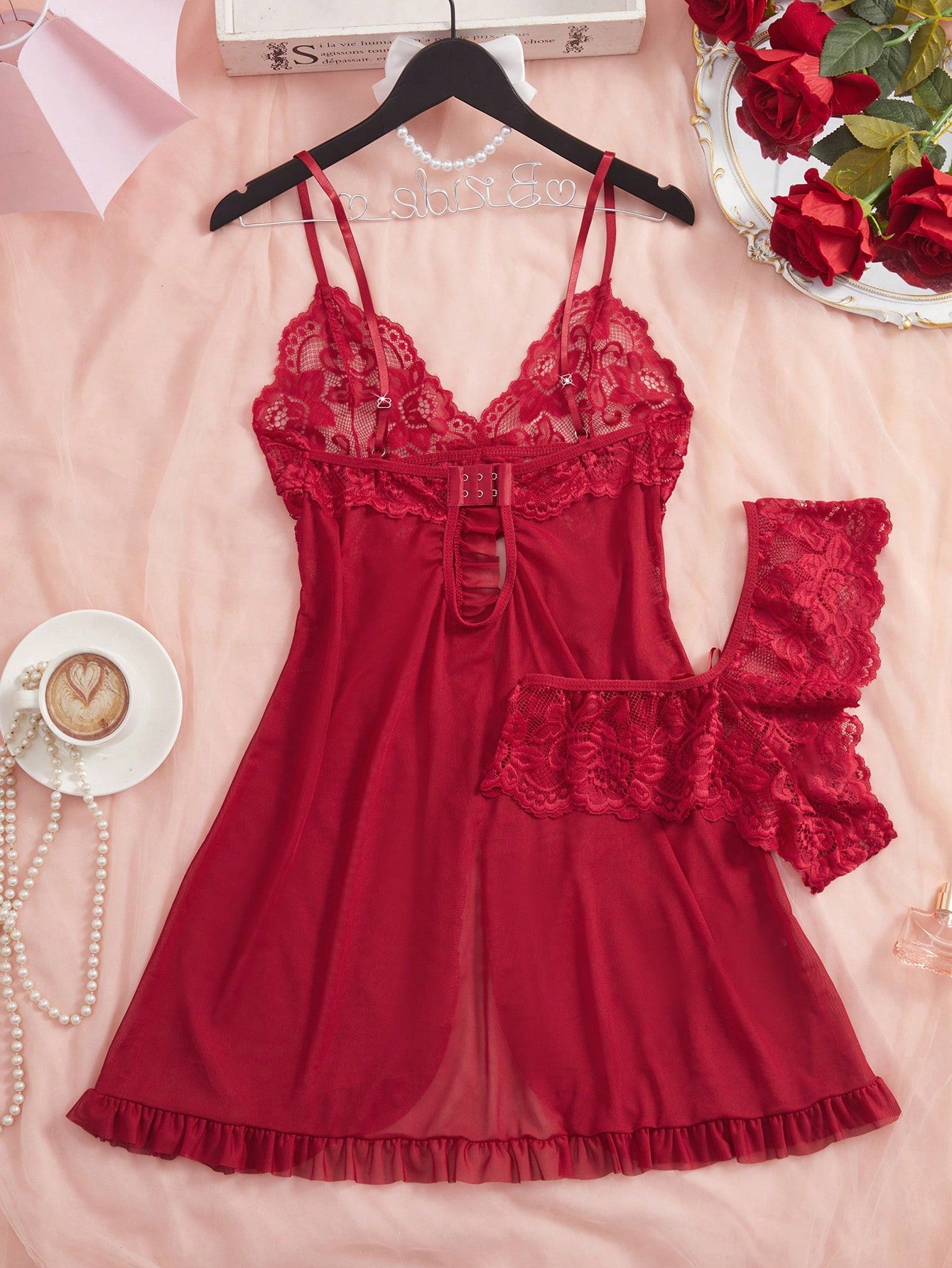 2pcs/Set Women's Sexy V-Neck Lace Camisole Nightgown, Suitable For Home Wear [Chest Floral Pattern & Front Panel Placement Random]
