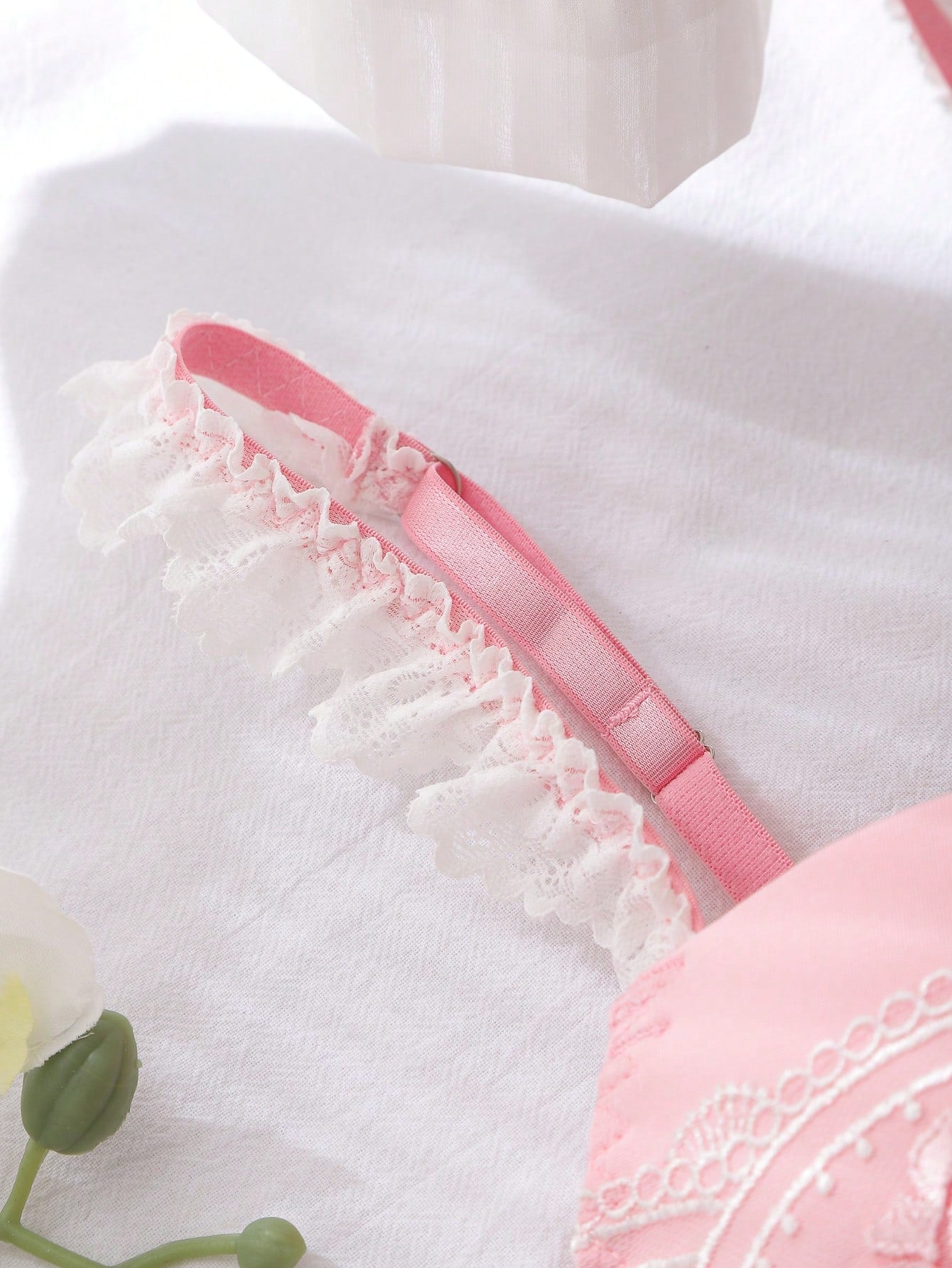 Women's Floral Embroidery Bow Decor Comfortable Bra