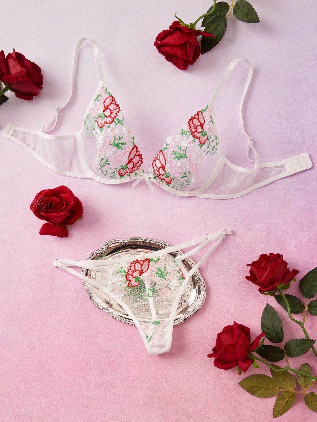 2pcs Women's Sexy Embroidered Deep V Bra And Panty Set, Adjustable Straps, Thin Lingerie Set Intimate Summer