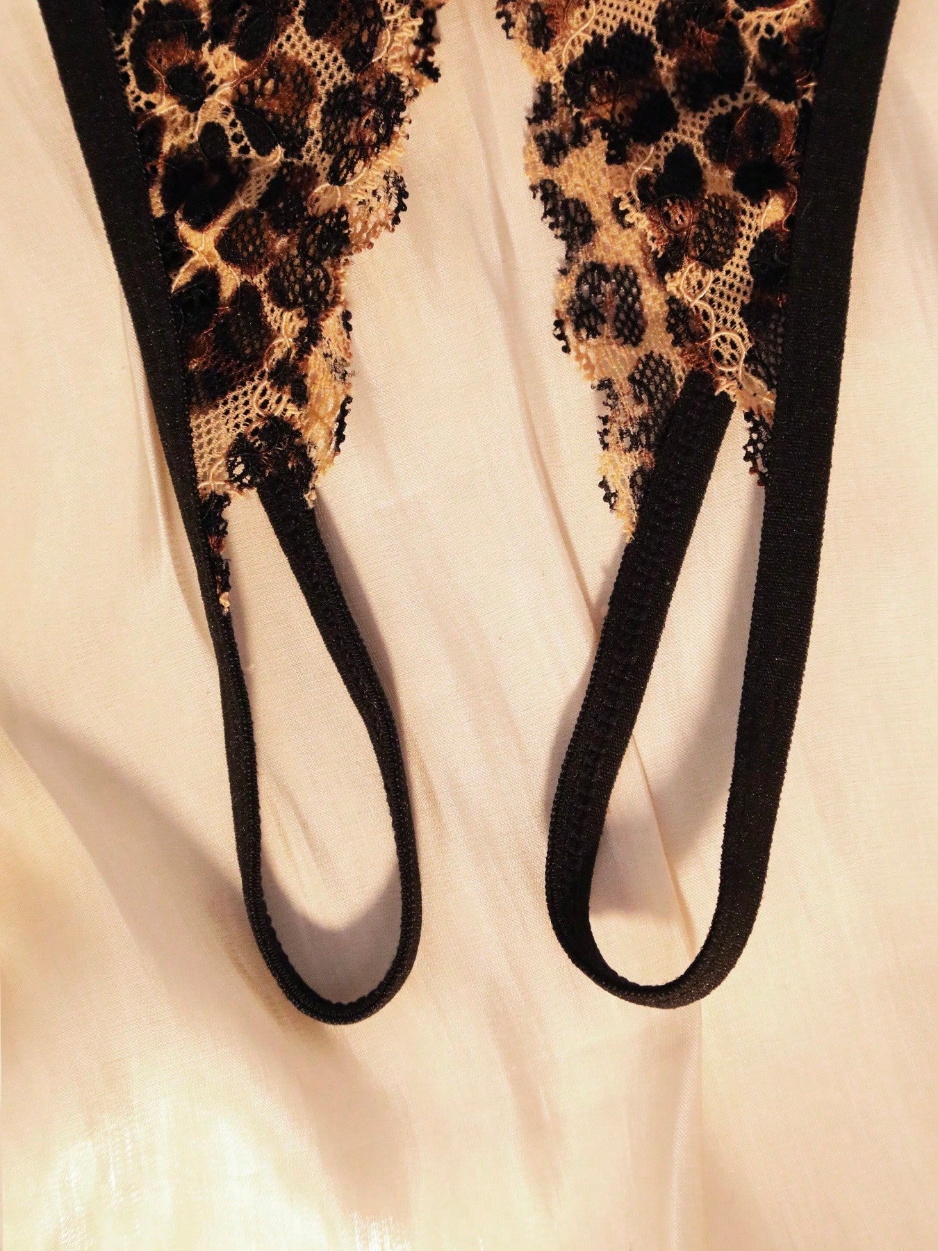 Leopard Print Lace Flutter Sleeve Patchwork Sheer Open Crotch Panties, 1/4 Cup, Women's Sexy Lingerie Set