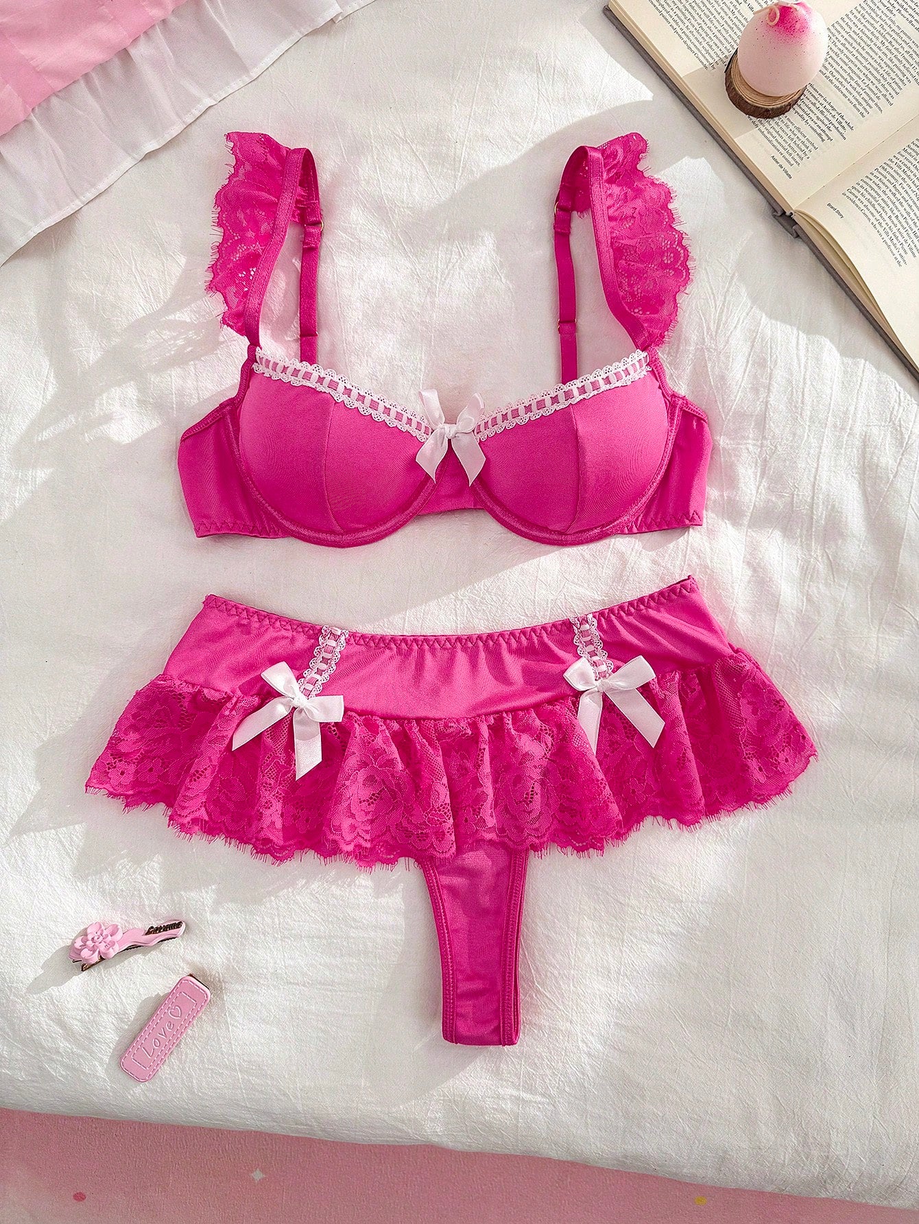 Lace Patchwork Women's Lingerie Set (Women's Bra, Low-Waist Mini Skirt Style Thong 2pcs Set)