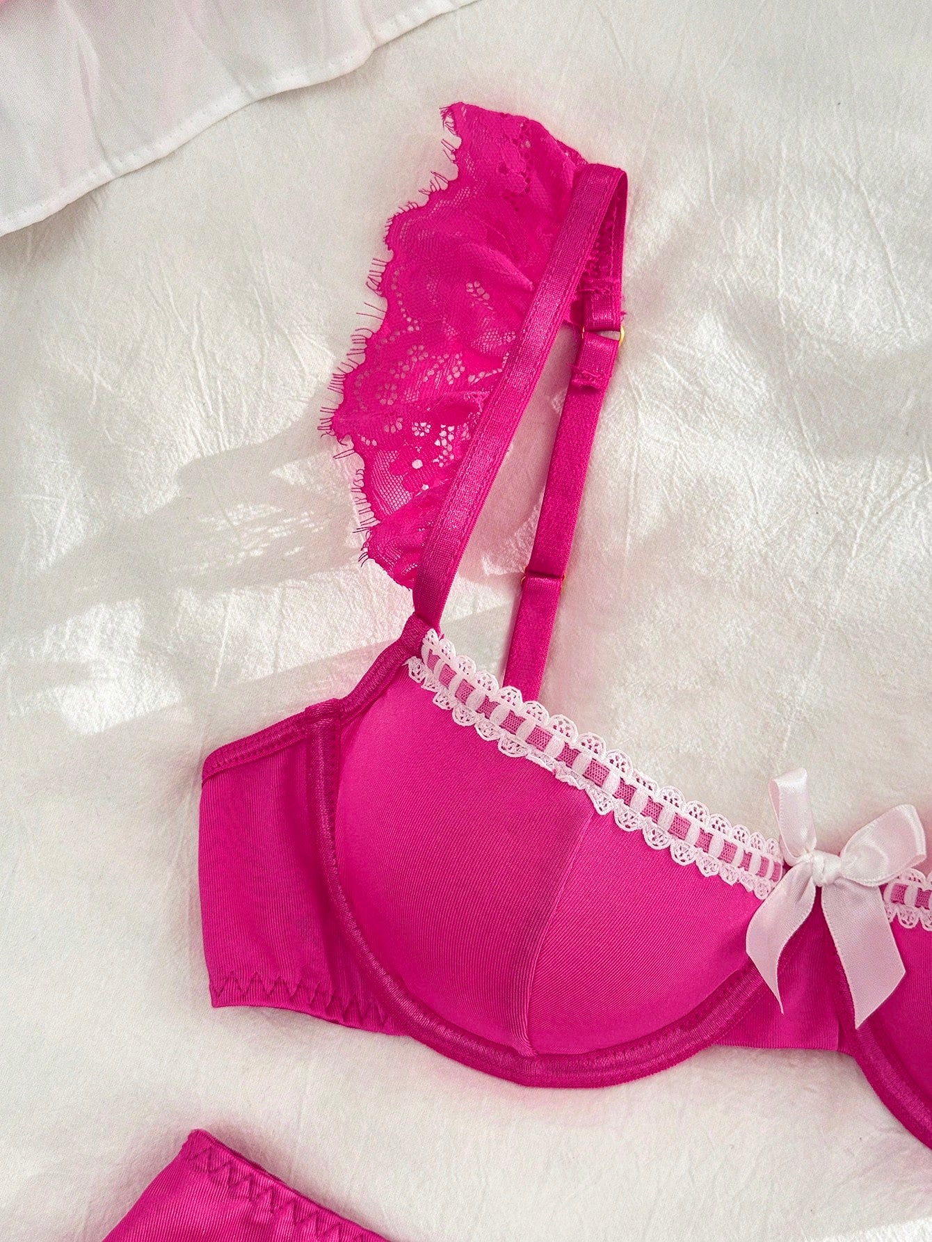 Lace Patchwork Women's Lingerie Set (Women's Bra, Low-Waist Mini Skirt Style Thong 2pcs Set)