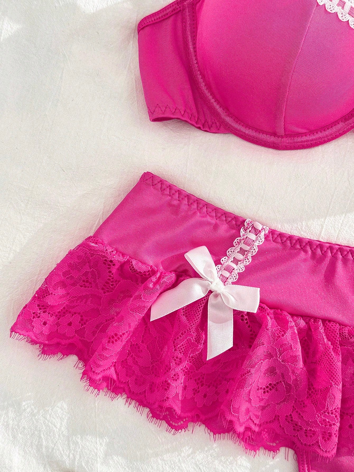 Lace Patchwork Women's Lingerie Set (Women's Bra, Low-Waist Mini Skirt Style Thong 2pcs Set)