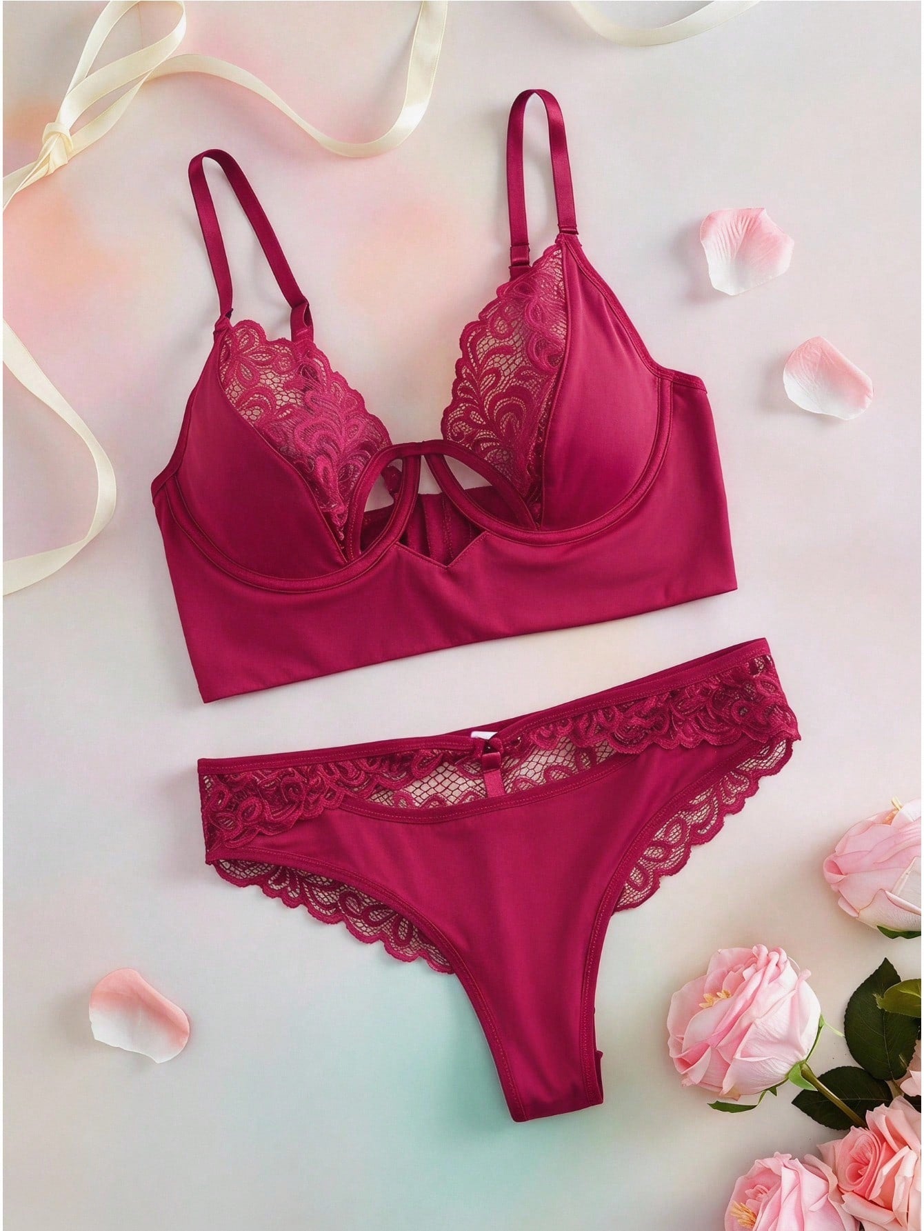 Contrast Lace Underwire Lingerie Set