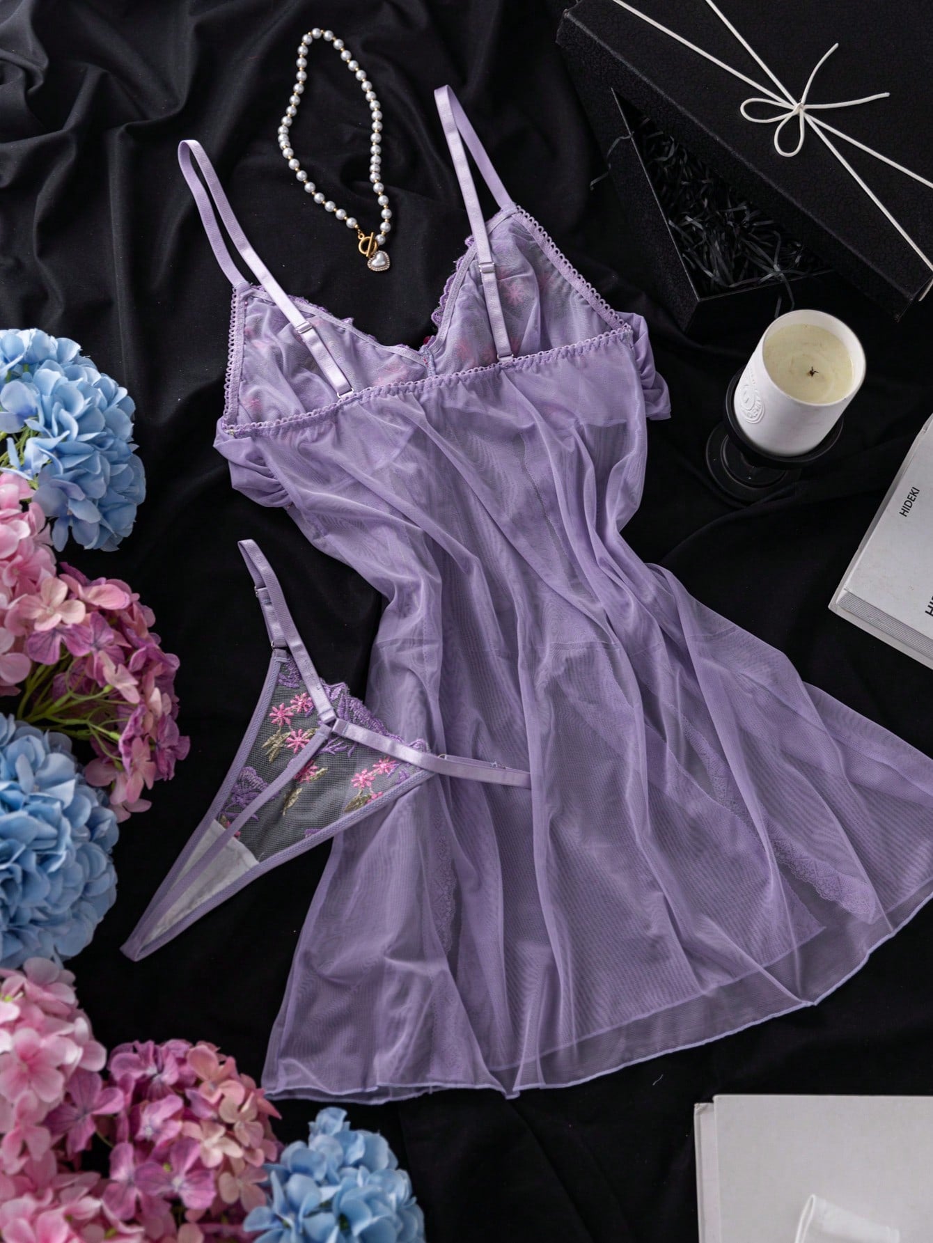2pcs Women's Contrast Color Lace Patchwork Bow Decor Sexy Nightgown Set