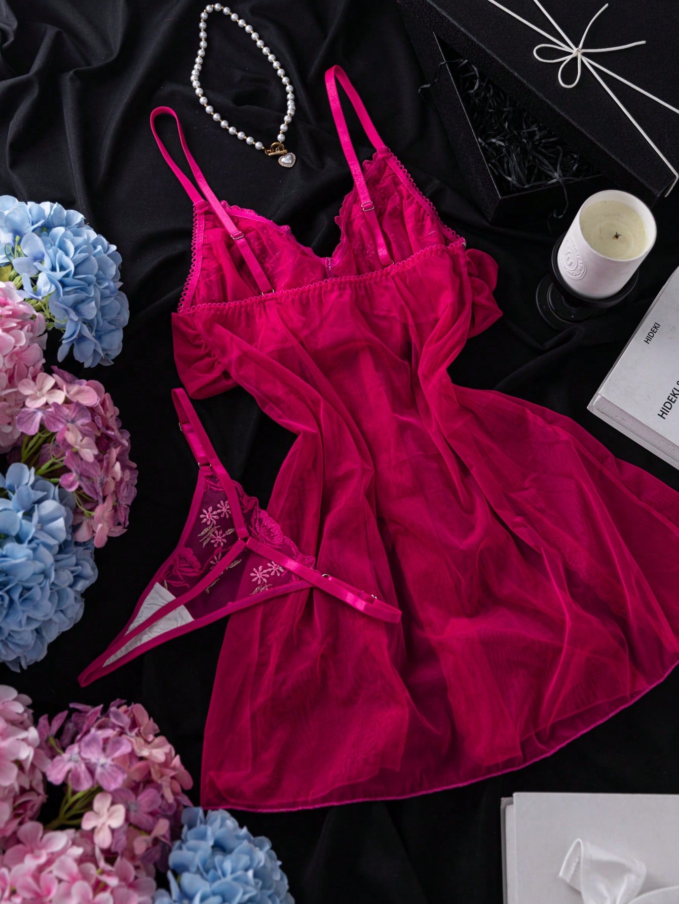 2pcs Women's Contrast Color Lace Patchwork Bow Decor Sexy Nightgown Set
