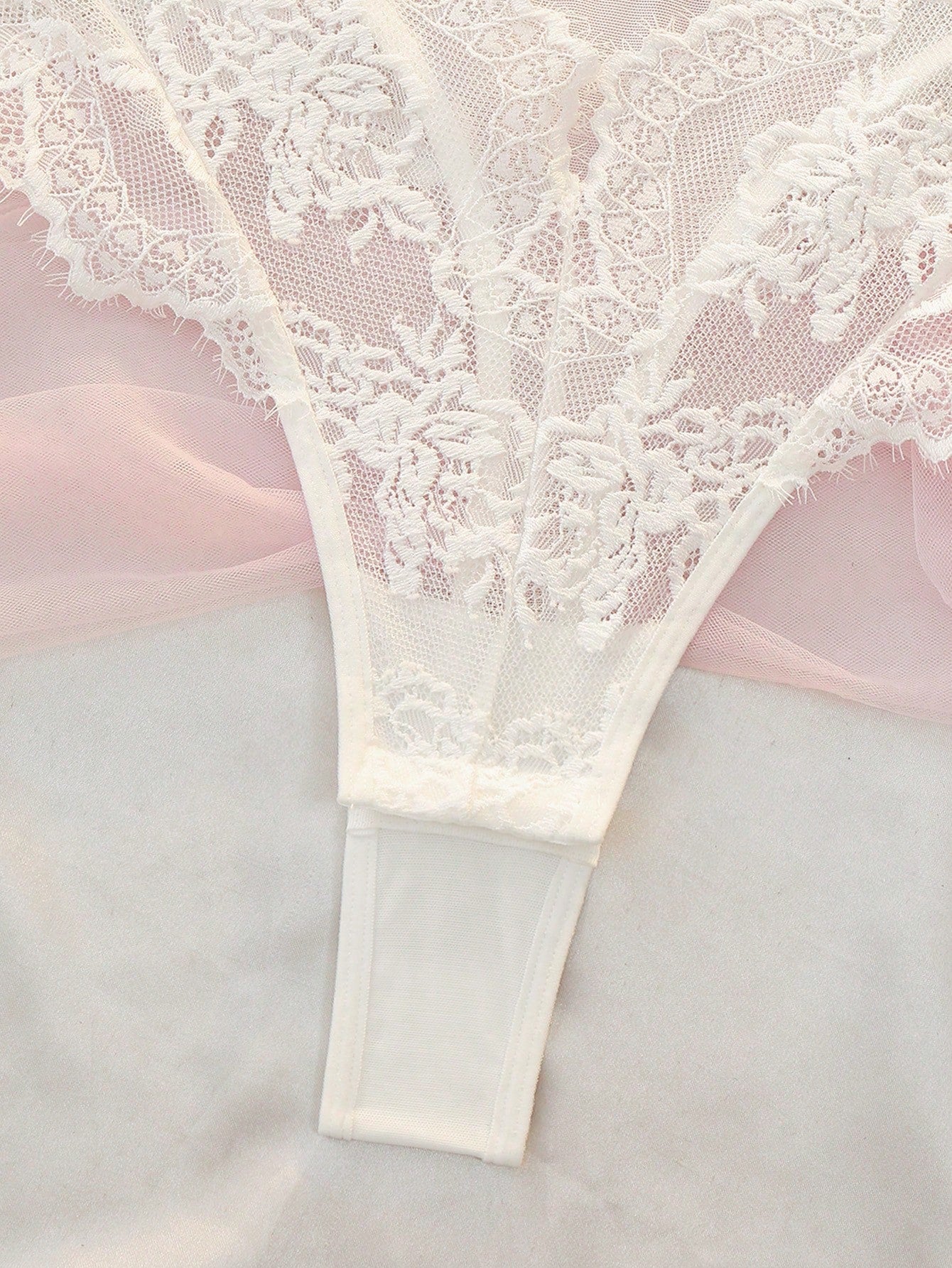 White Lace Mesh Patchwork Ribbon Bow Cutout Design Women's Jumpsuit