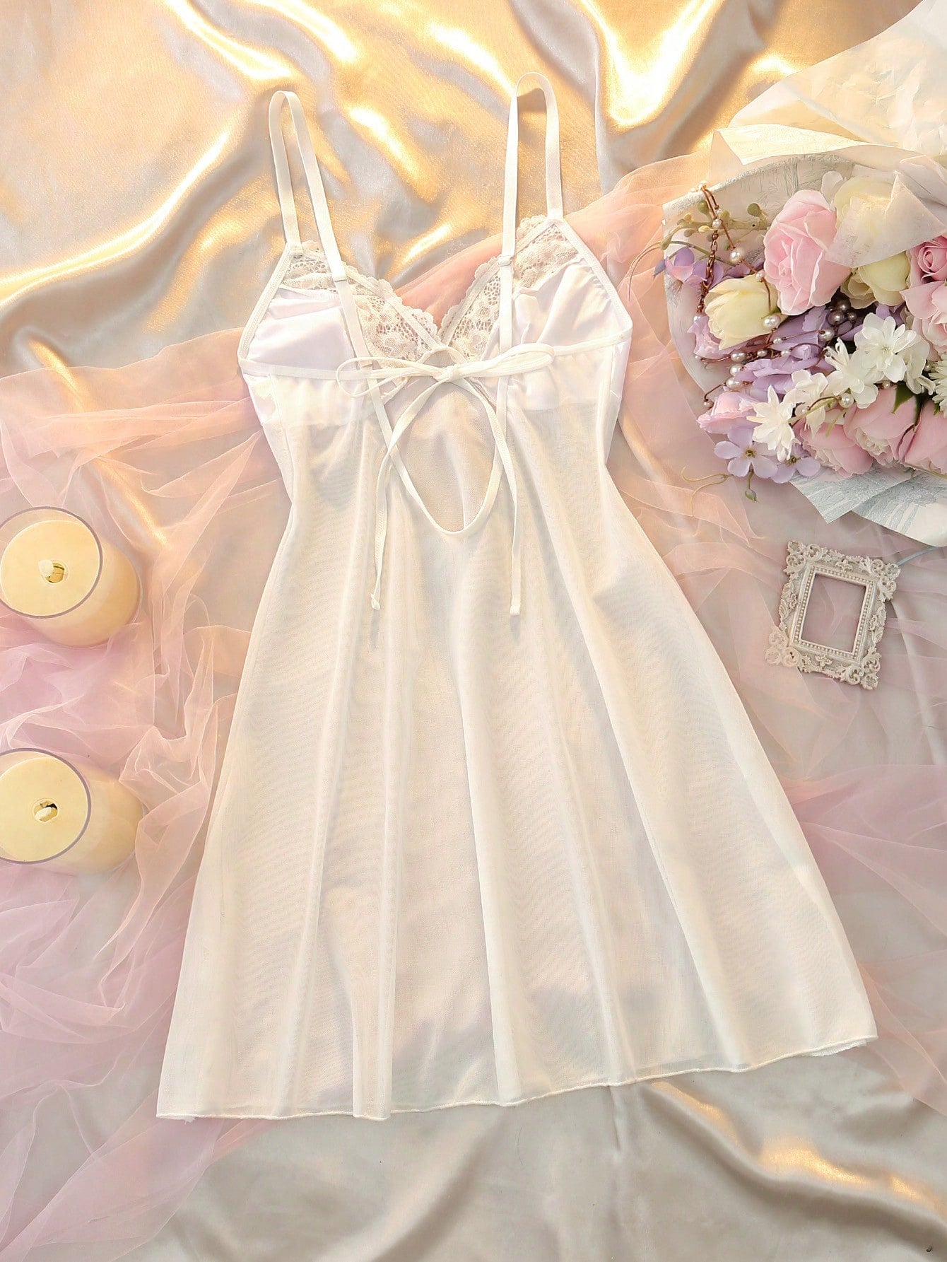 White Satin Patchwork Lace Mesh Back Tie Sheer Semi-See-Through Sexy Skin-Friendly Bedroom Nightwear Short Babydoll Nightgown For Women, Sexy Lingerie Camisole Slip Dress