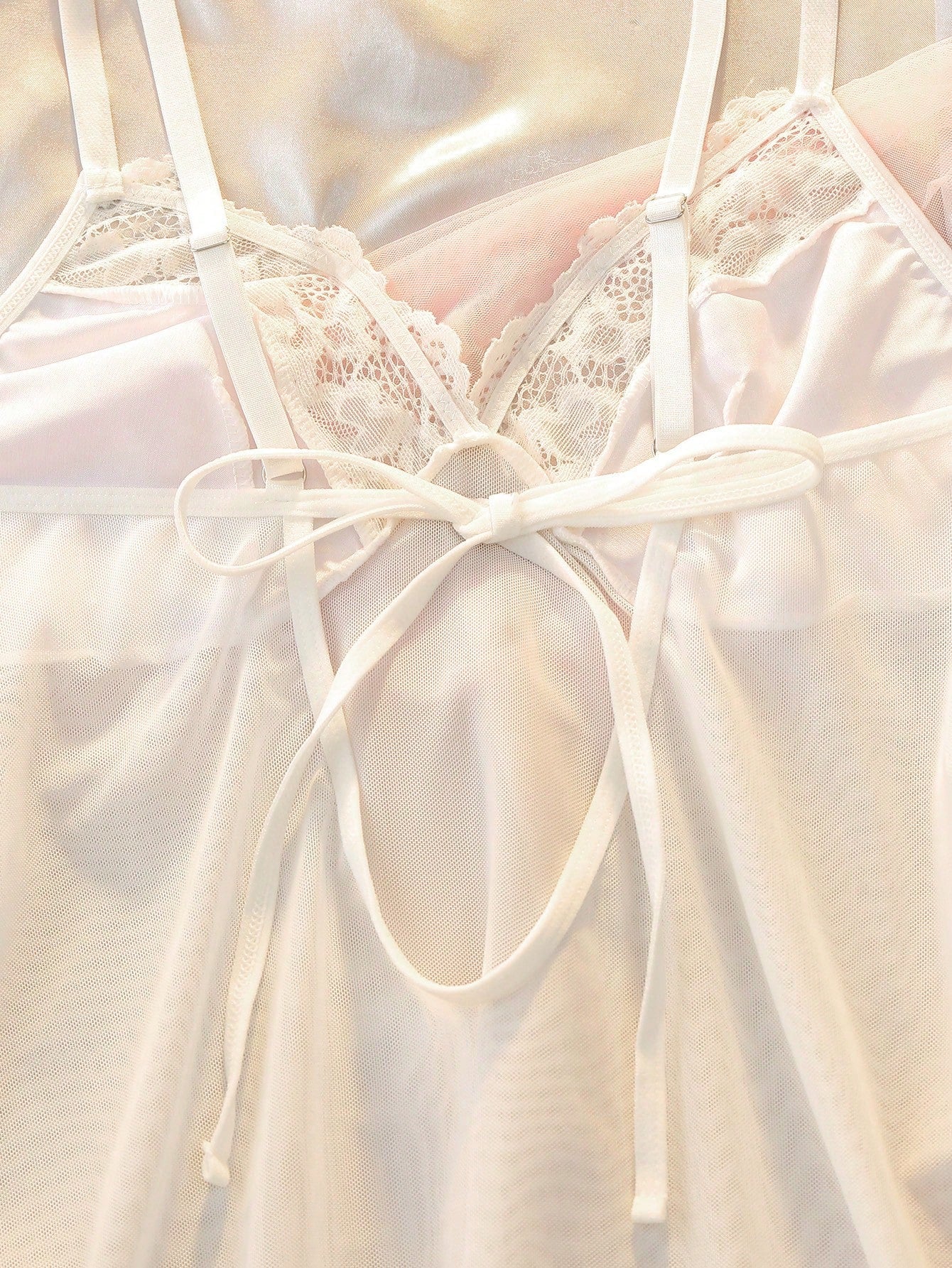 White Satin Patchwork Lace Mesh Back Tie Sheer Semi-See-Through Sexy Skin-Friendly Bedroom Nightwear Short Babydoll Nightgown For Women, Sexy Lingerie Camisole Slip Dress