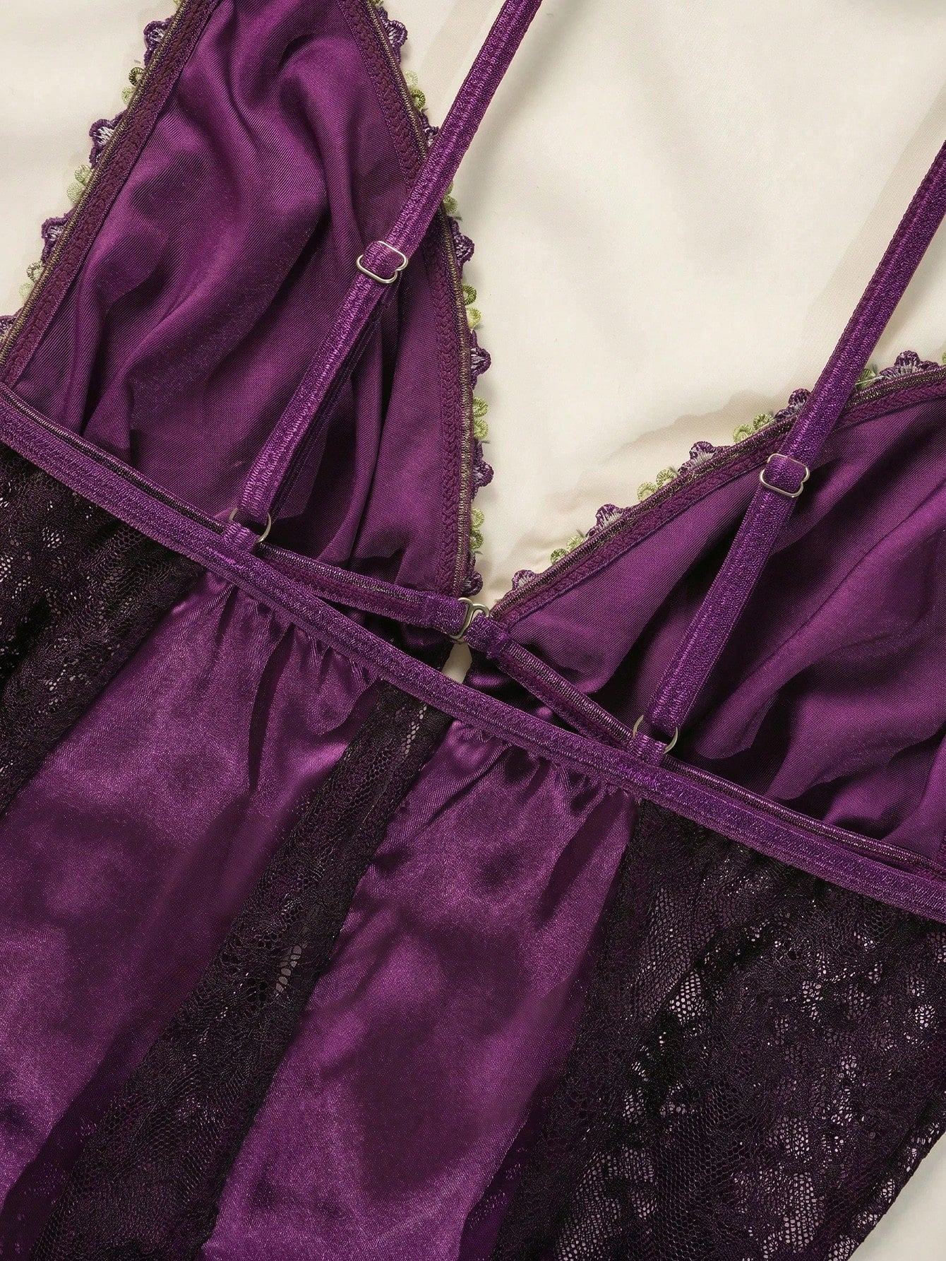 Women's Lace Patchwork Satin Nightgown, 1pc