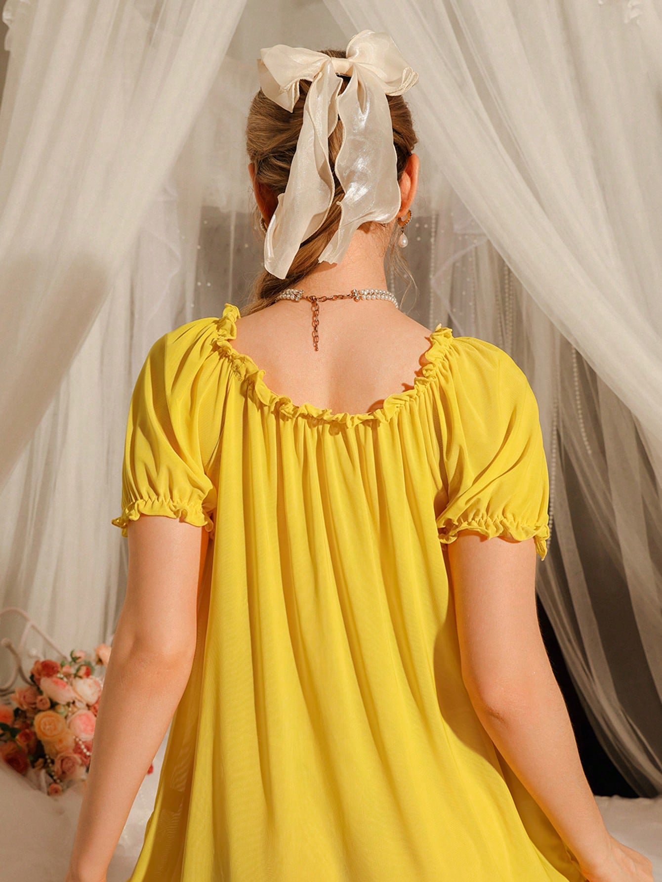 Women's Solid Color Frill Trim Front Tie Short Sleeve Nightgown