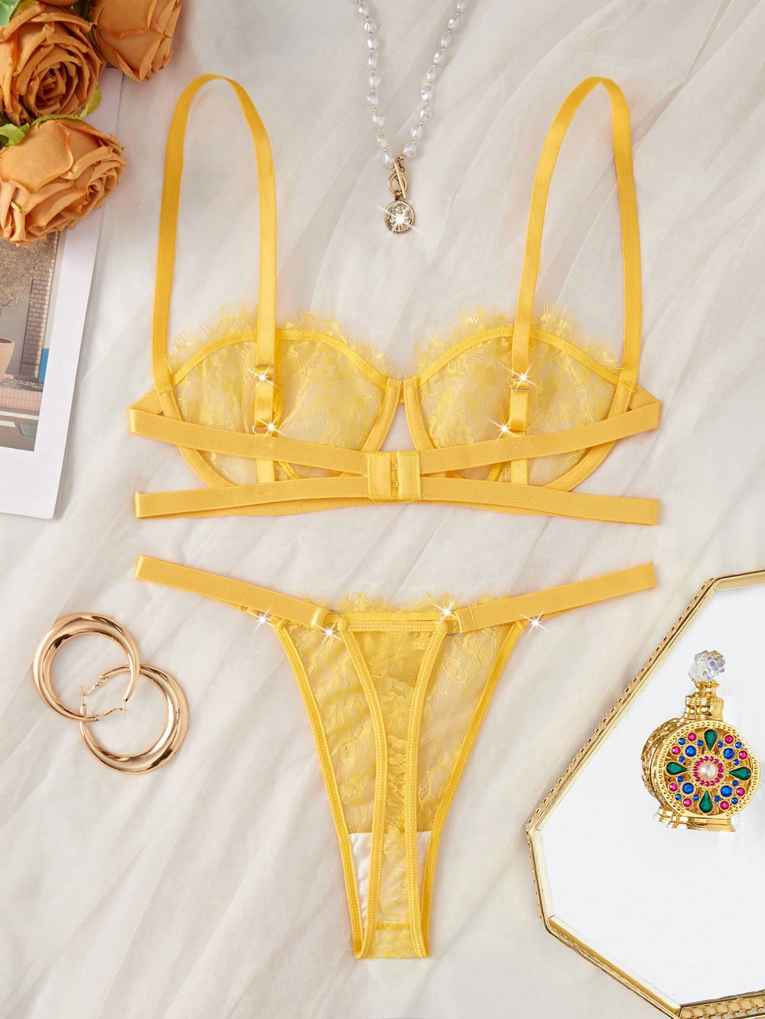 Plus Size Mesh Fabric Set with Structured Ring Detail Coordinated Outfit Set