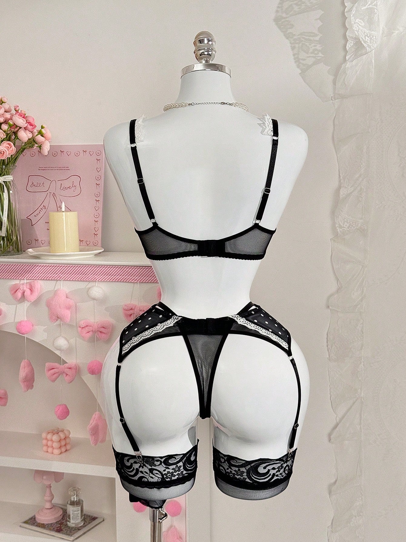 5-Piece Lace Lingerie Set with Printed Design
