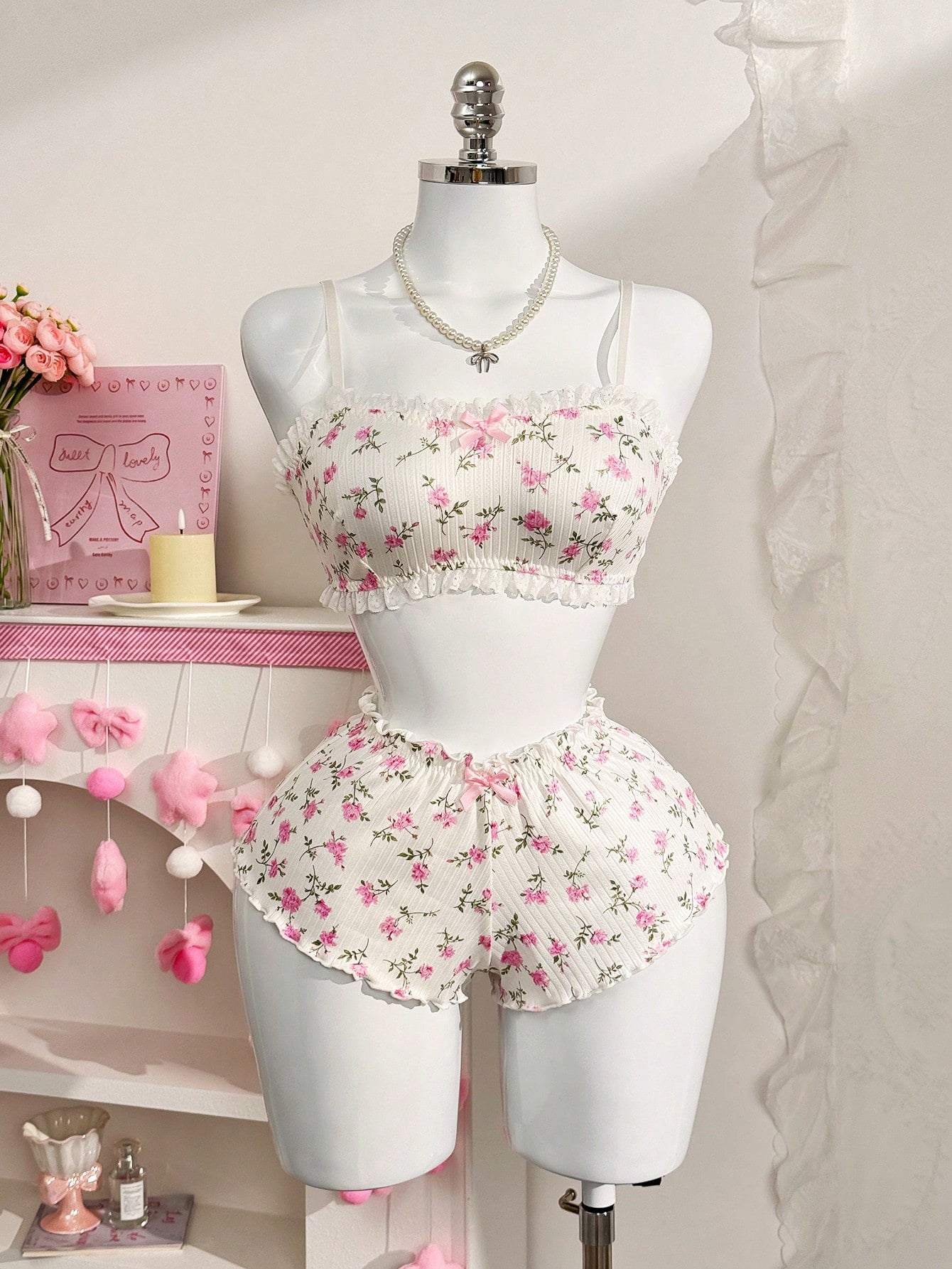 2-Piece Floral Print Lingerie Set with Ruffle Trim