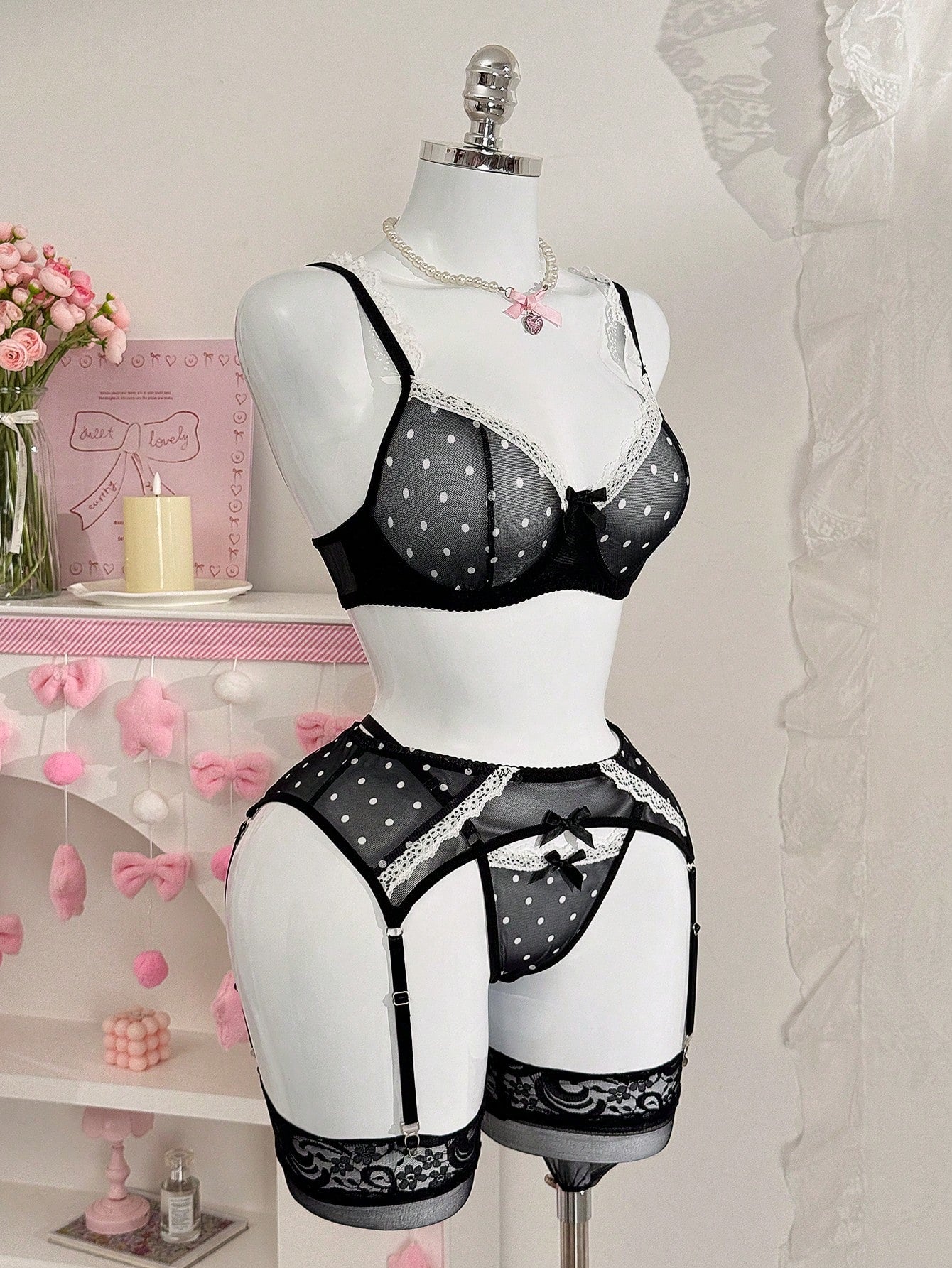 5-Piece Lace Lingerie Set with Printed Design